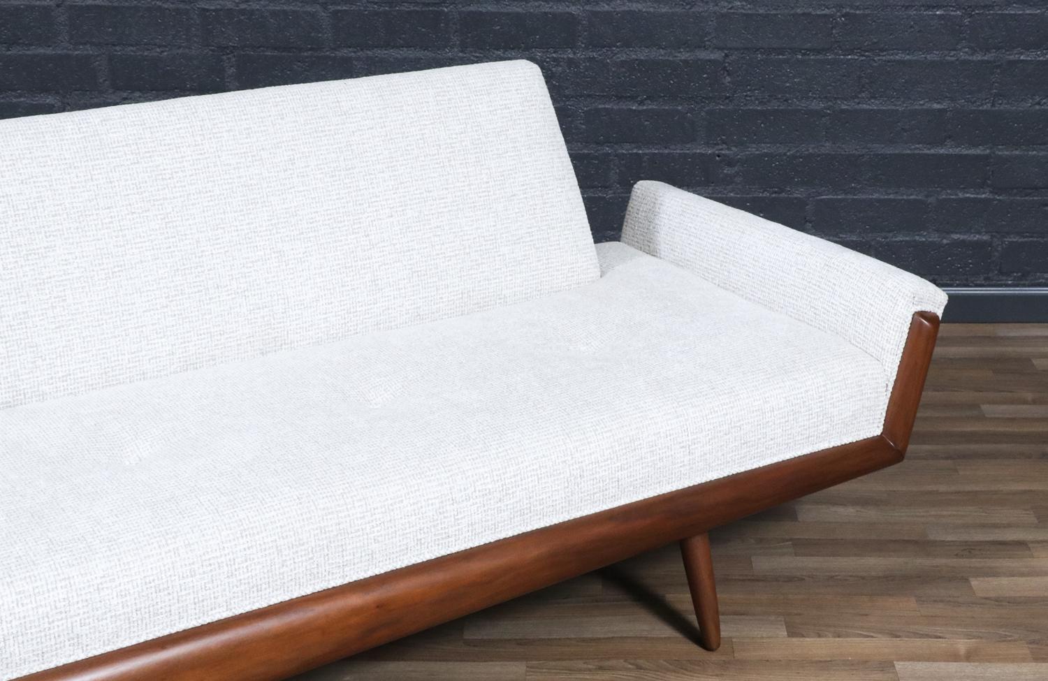 Expertly Restored-Adrian Pearsall Model 2000-S Gondola Sofa for Craft Associates For Sale 1