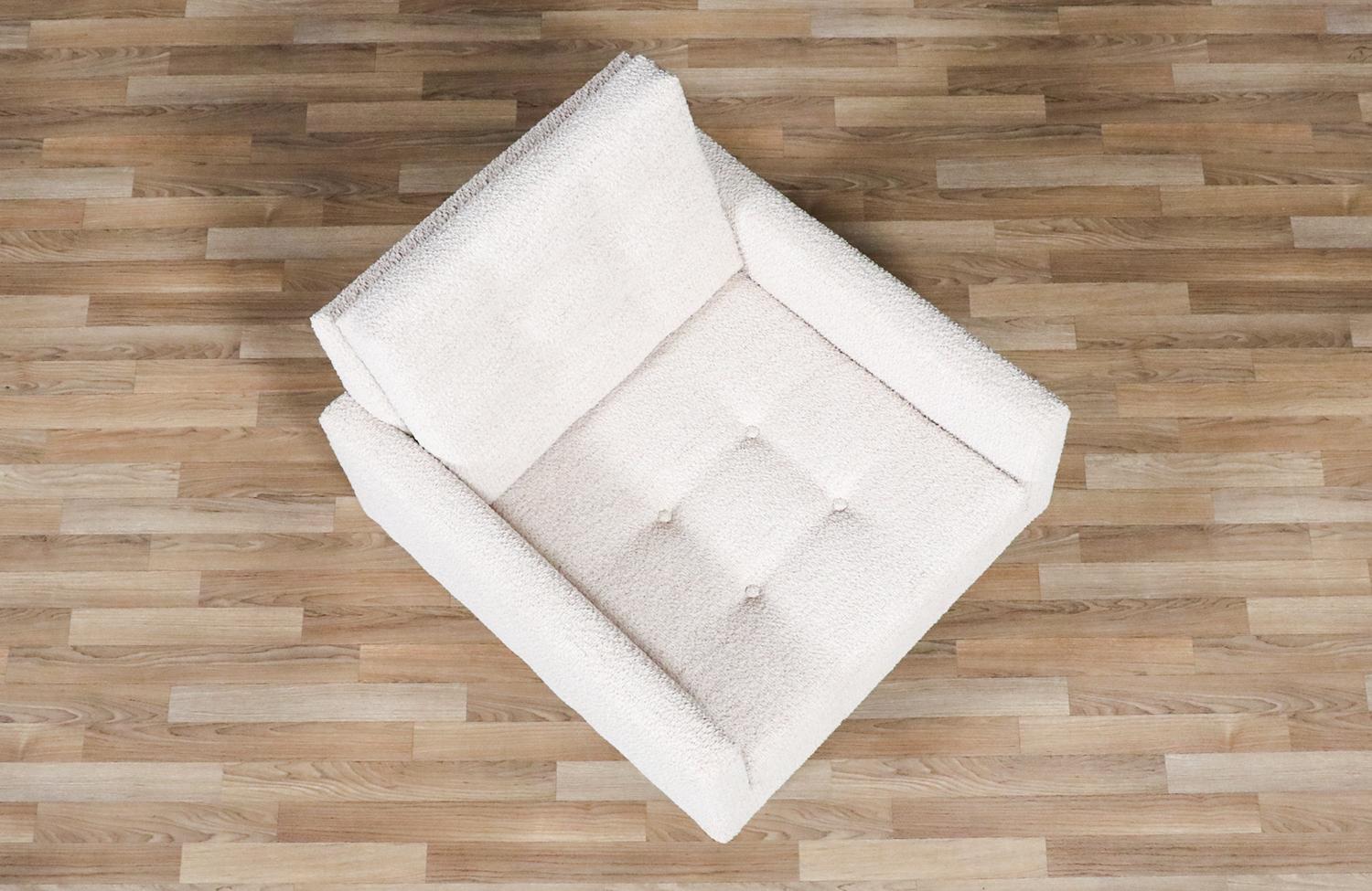 Fachmännisch restauriert - Adrian Pearsall Model 2406-C Lounge Chair für Craft Associates im Angebot 1