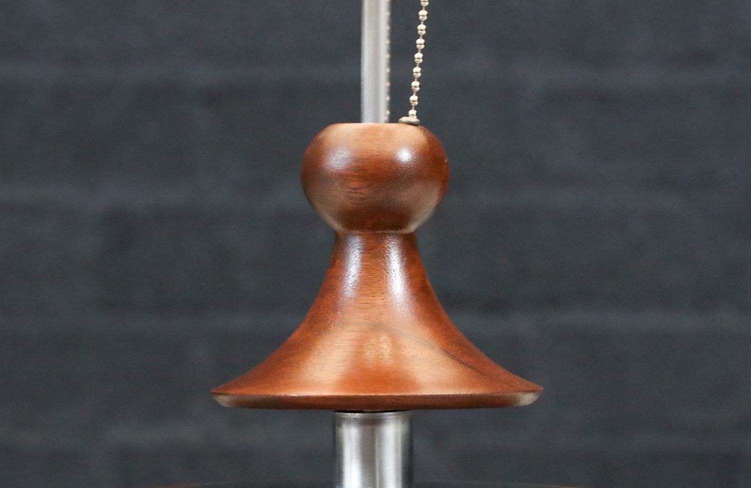 Expert en restauration - Lampe de table Arthur Jacobs Model-1695 pour Model No CA en vente 1