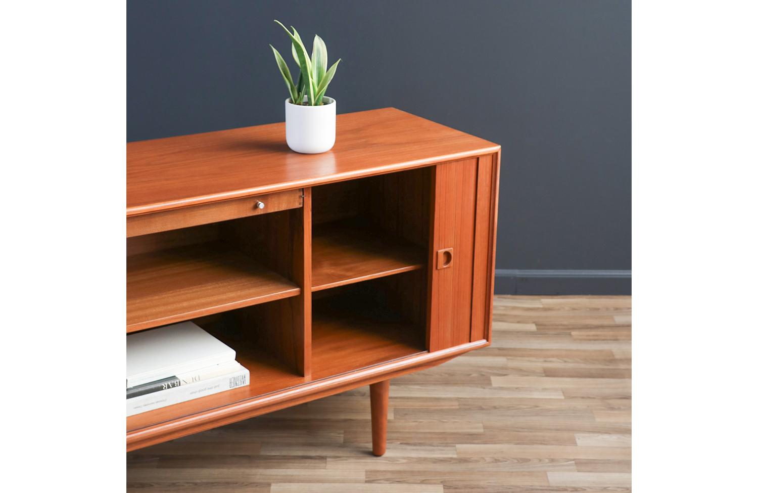 Expertly Restored - Axel Christiansen Teak Tambour-Door Credenza for Aco Mobler For Sale 3