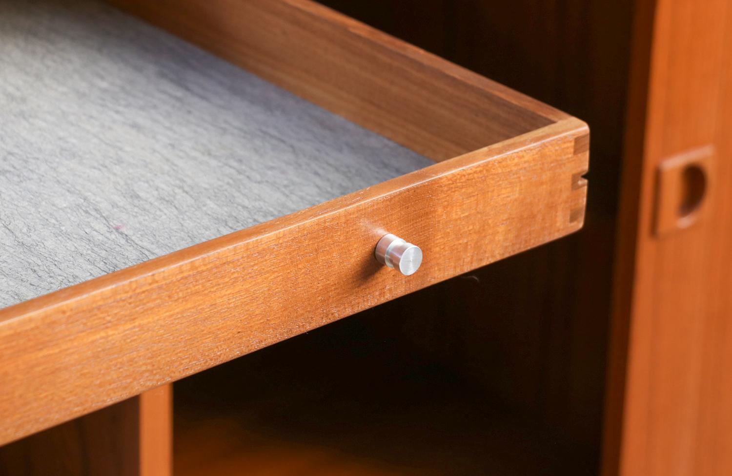 Expertly Restored - Axel Christiansen Teak Tambour-Door Credenza for Aco Mobler For Sale 4