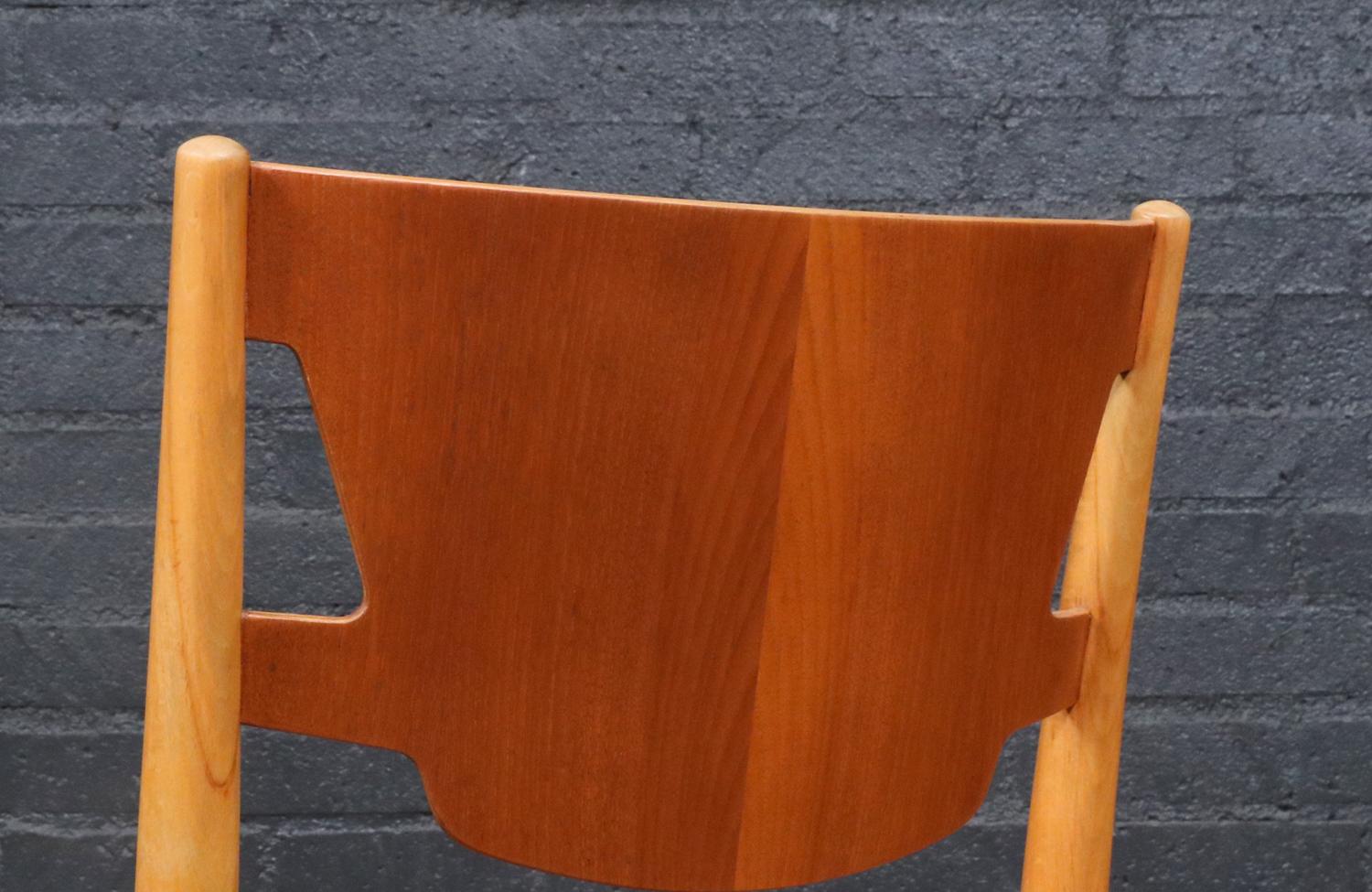 Expertly Restored - Børge Mogensen Stackable Dining Chairs for C.M. Madsens For Sale 2
