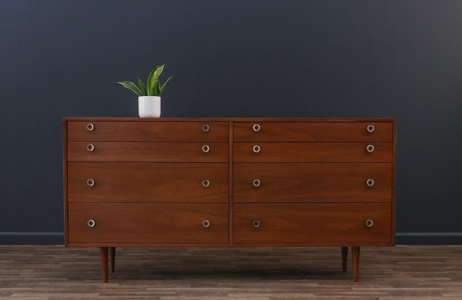 American Expertly Restored - California Modern Dresser by Greta Grossman for Glenn of CA For Sale