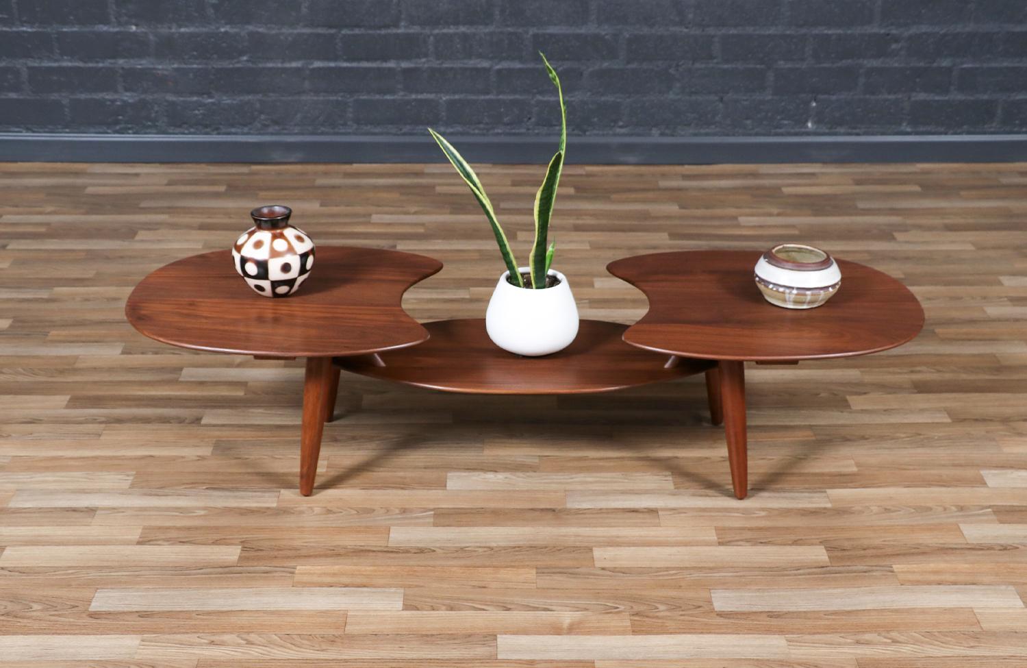 American Expertly Restored - California Modern Sculpted Floating-Top Coffee Table For Sale