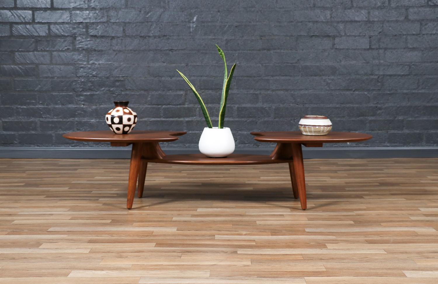 Expertly Restored - California Modern Sculpted Floating-Top Coffee Table In Excellent Condition For Sale In Los Angeles, CA