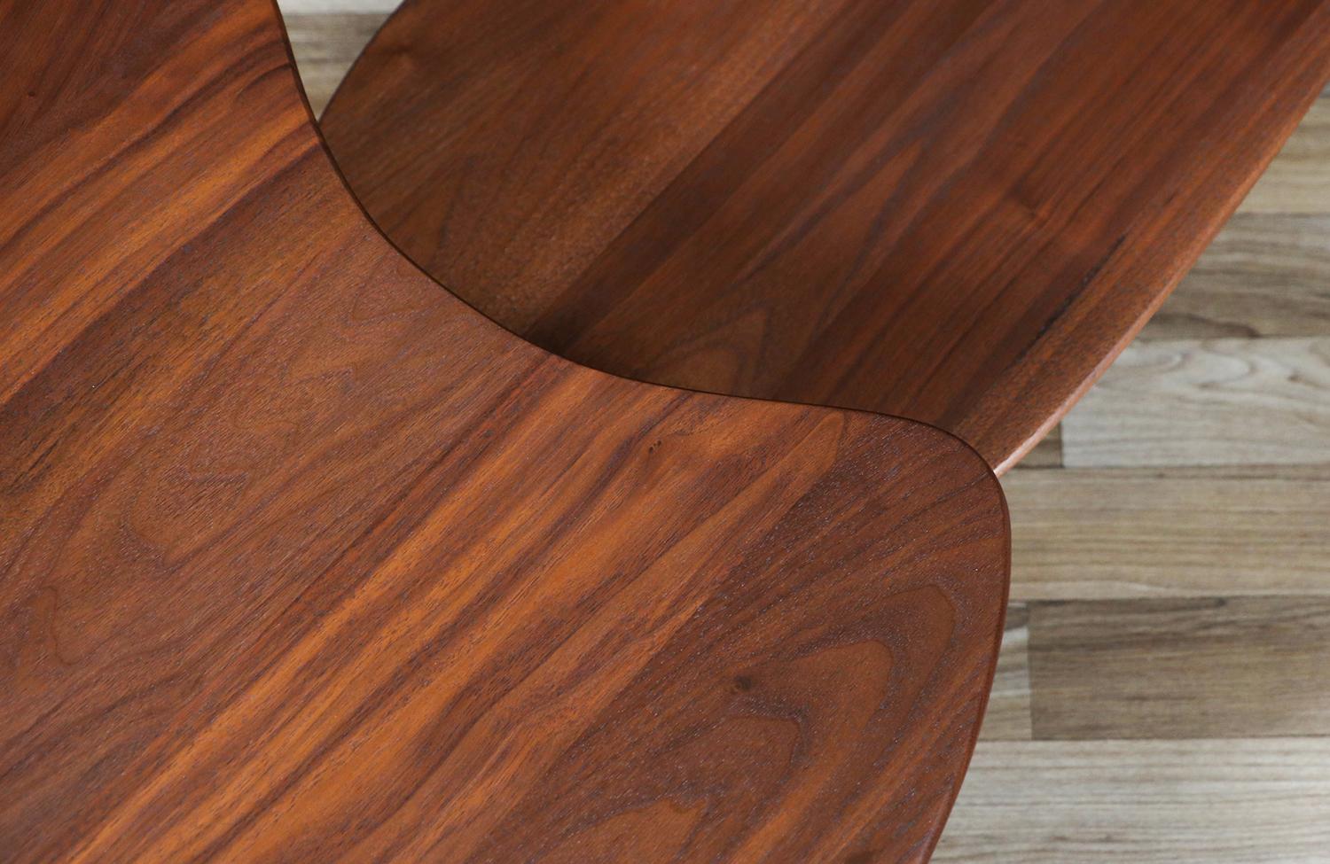 Expertly Restored - California Modern Sculpted Floating-Top Coffee Table For Sale 2