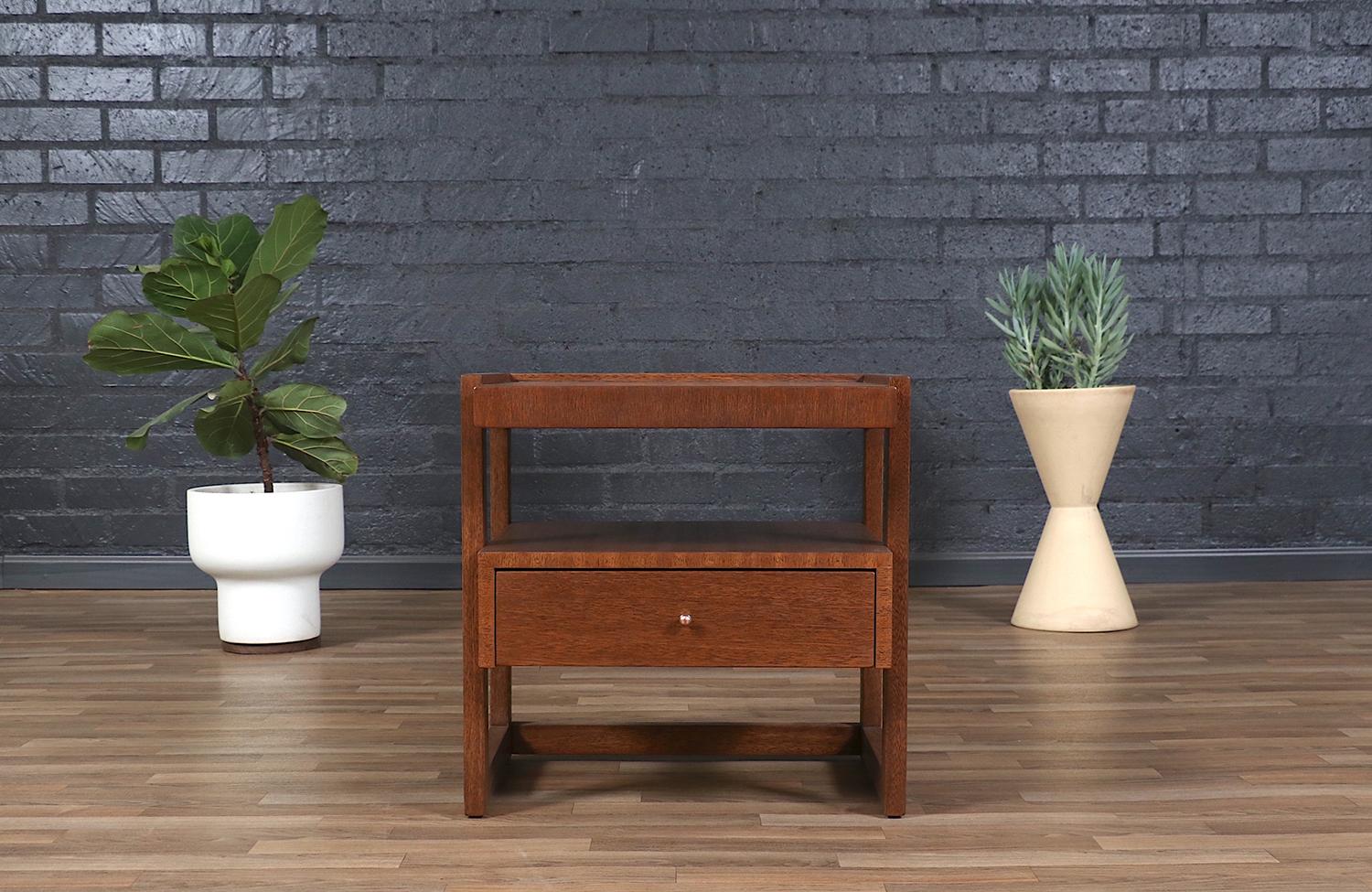 American Expertly Restored - California Modern Two-Tier Night Stand by Paul Laszlo For Sale