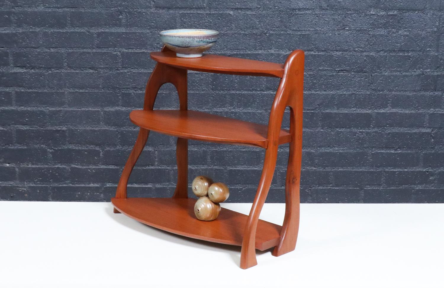 Expertly Restored - California Studio Craft Organic Modern Teak Counter Shelf In Excellent Condition For Sale In Los Angeles, CA