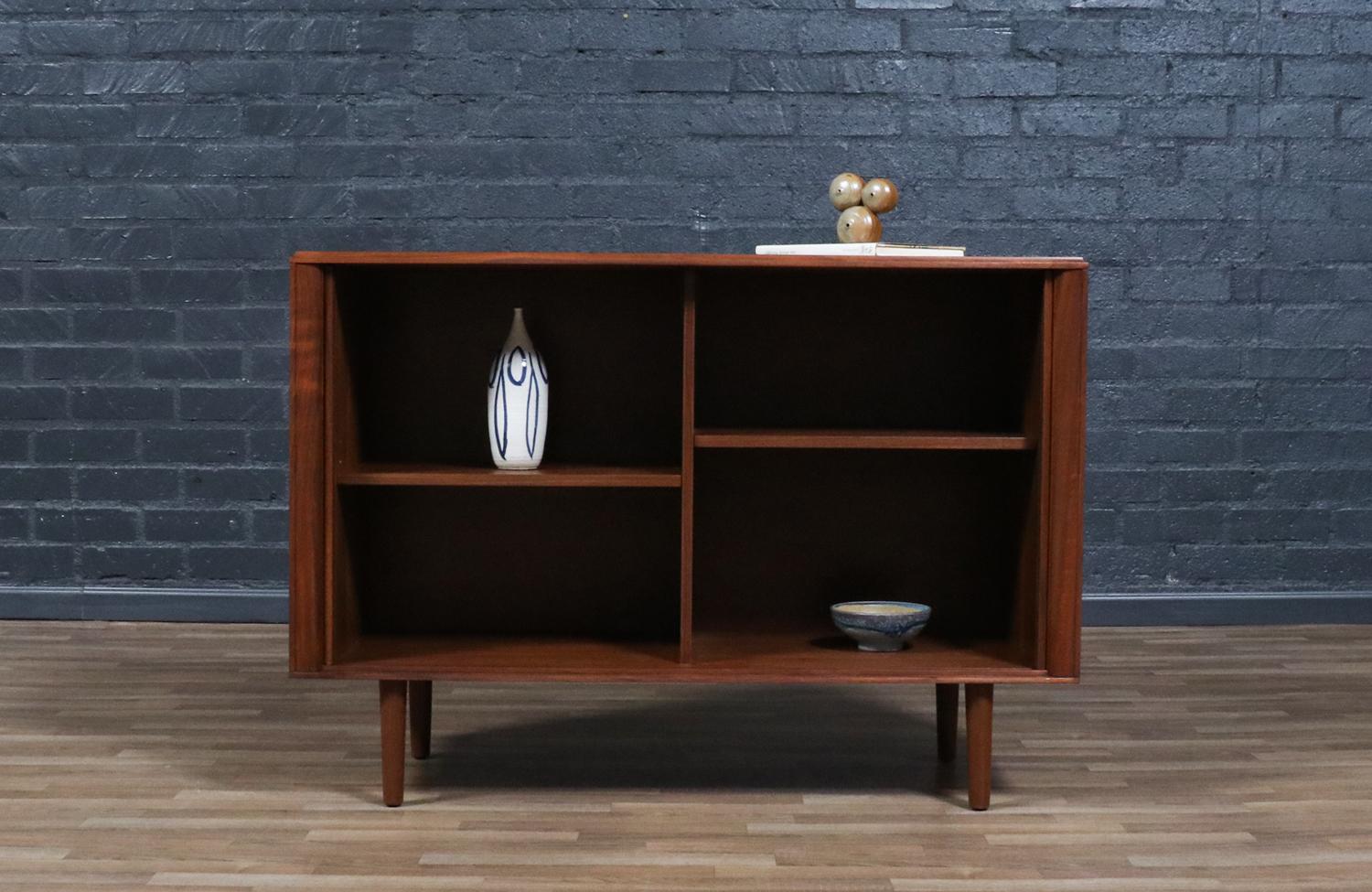 Mid-Century Modern Expertly Restored - Californian Modern Tambour-Door Walnut Credenza by Barzilay For Sale
