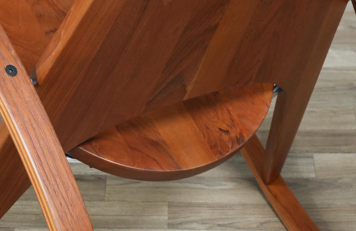 Restaurata con perizia - Sedia a dondolo moderna in teak dello Studio californiano A di Leon Meyer in vendita 4