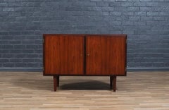 Expert en restauration - Cabinet en palissandre brésilien de Carlo Jensen pour Hundevad & Co.