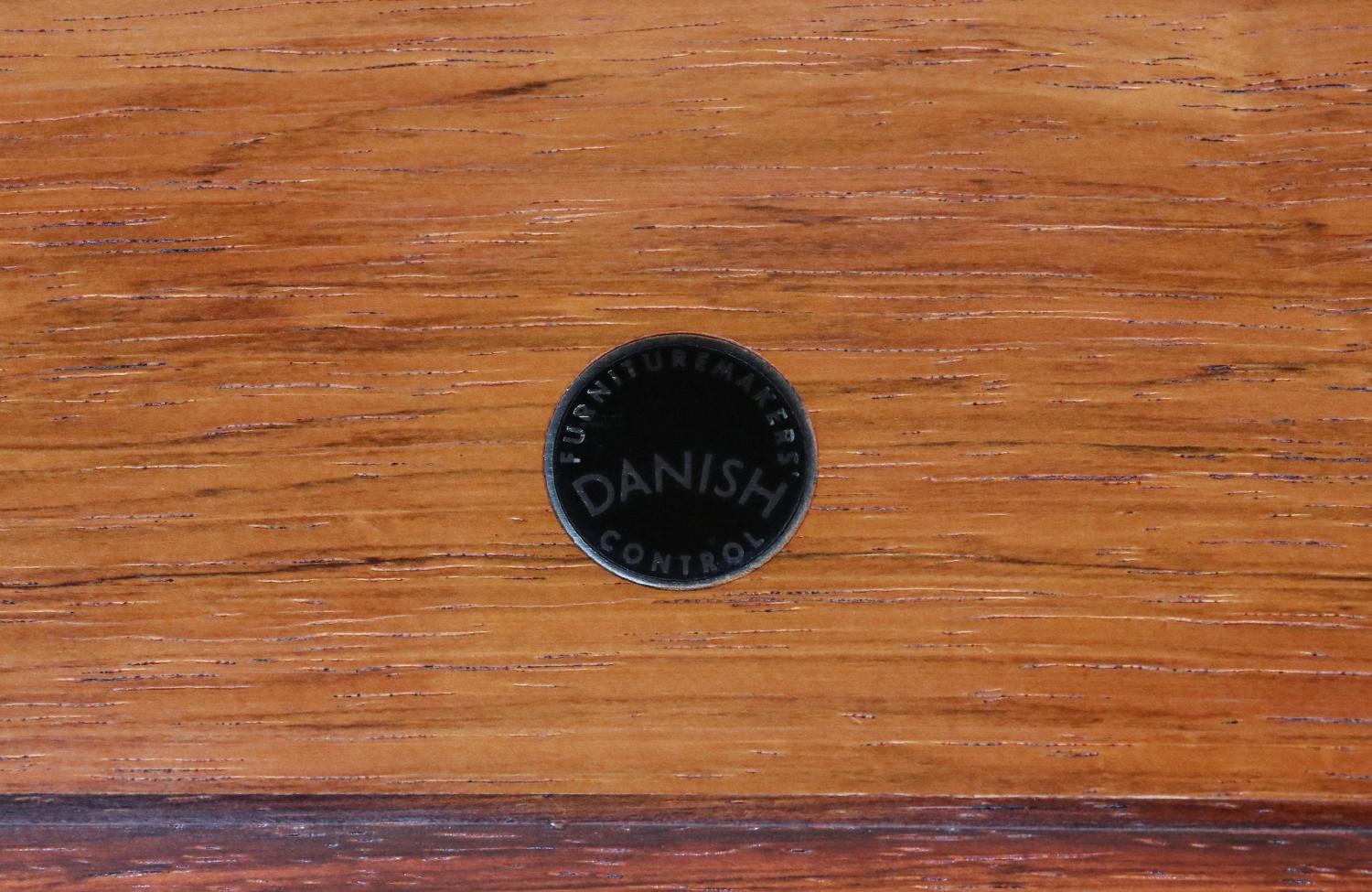Expertly Restored - Carlo Jensen Danish Modern Bookshelf in Brazilian Rosewood For Sale 7