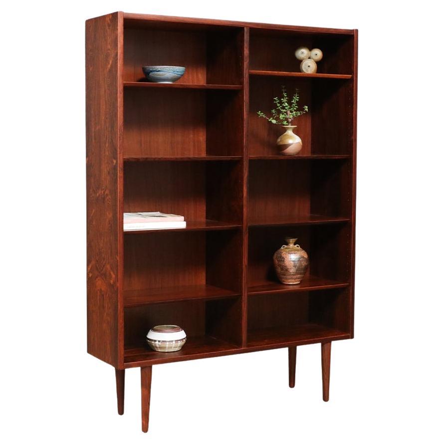 Expertly Restored - Danish Modern Brazilian Rosewood Bookshelf by Carlo Jensen en venta