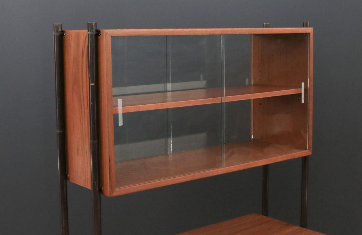Expertly Restored - Danish Modern Free-Standing Bookcase by Lyby Mobler In Excellent Condition For Sale In Los Angeles, CA