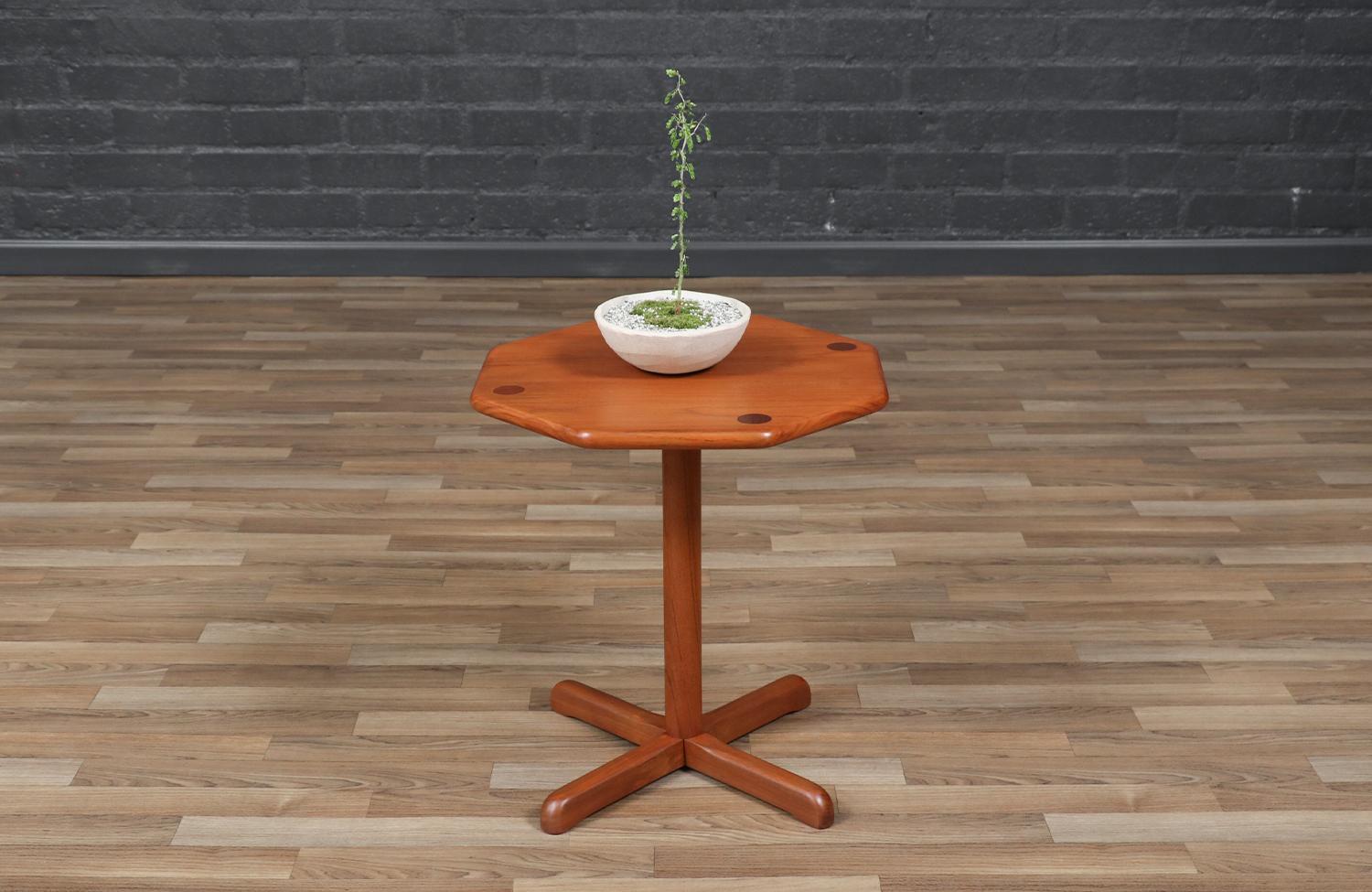 Designer
B & M

Manufacturer
B & M
________________________________________

Transforming a piece of Mid-Century Modern furniture is like bringing history back to life, and we take this journey with passion and precision. With over 17 years of
