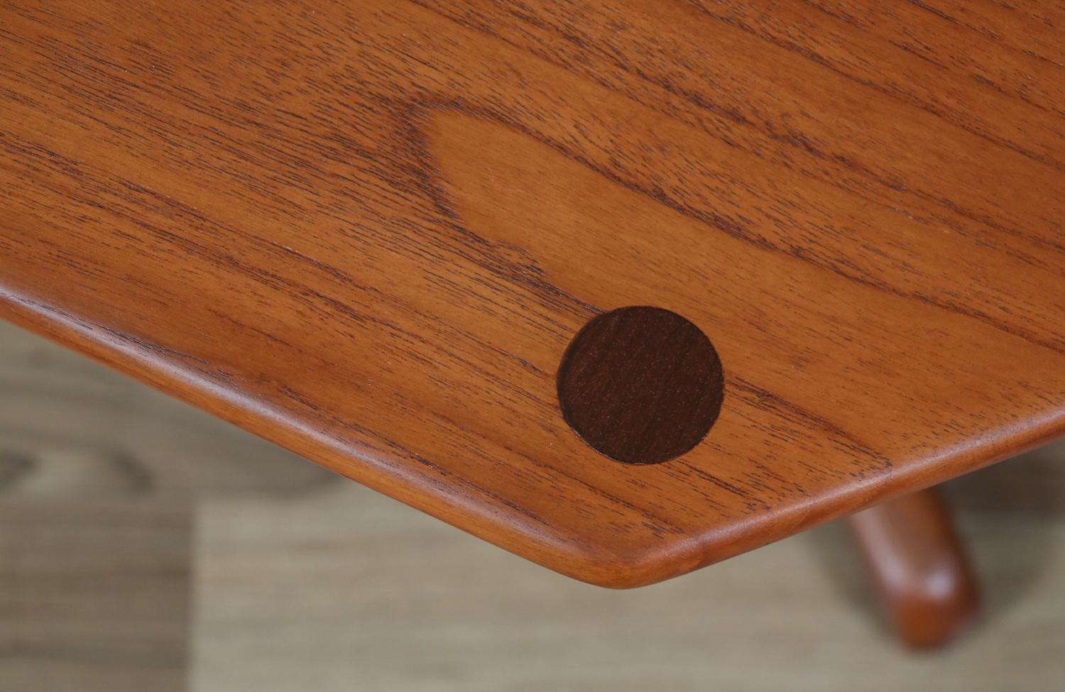 Wood Expertly Restored - Danish Modern Pedestal Teak Side Table by B&M For Sale