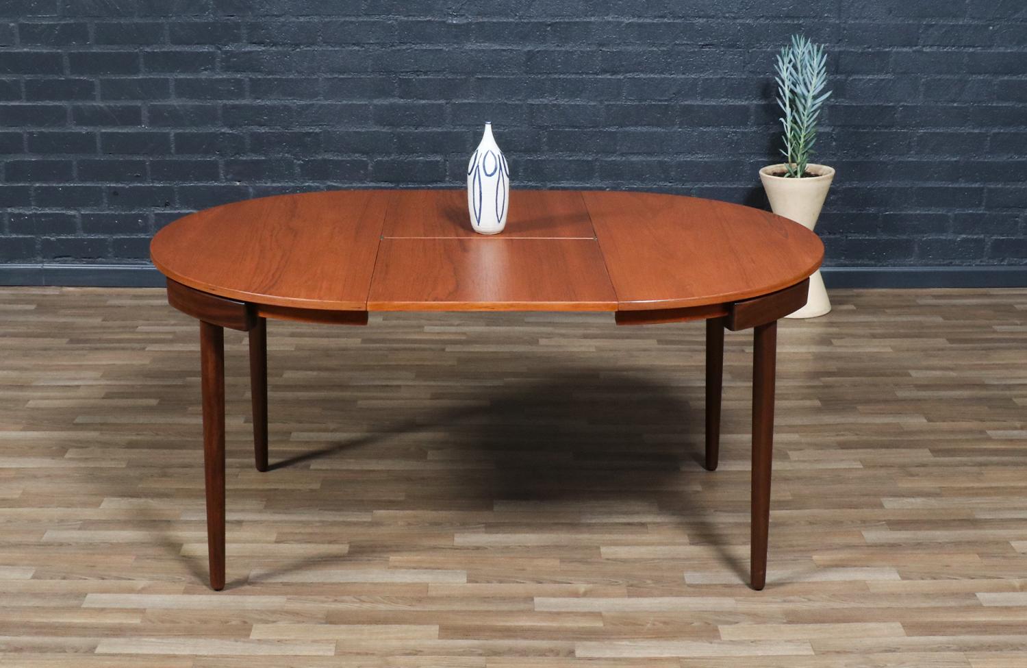 Mid-20th Century Expertly Restored-Danish Modern “Roundette” Expanding Dining Table by Hans Olsen For Sale