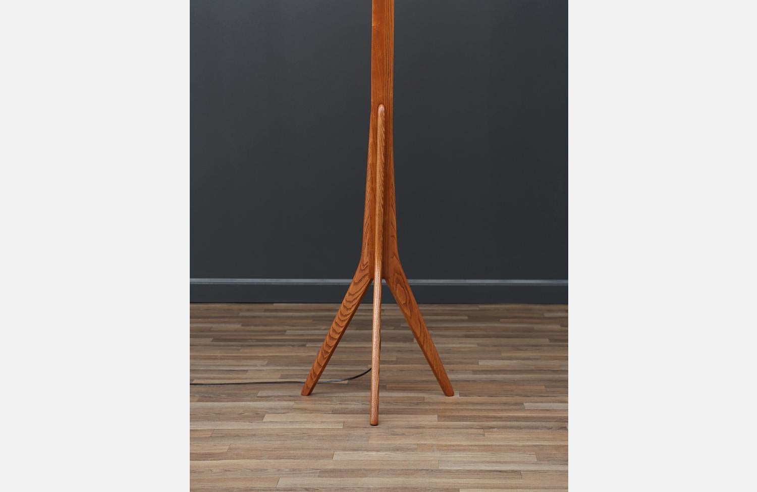 Expertly Restored - Danish Modern Sculpted Teak Tripod Floor Lamp For Sale 5