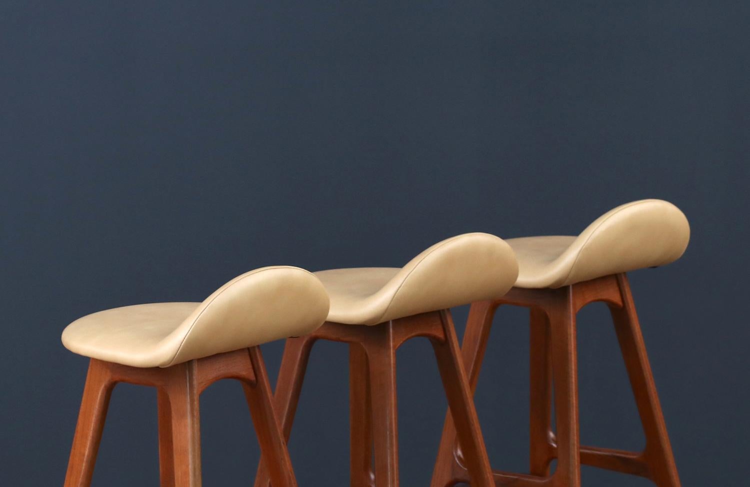 Mid-20th Century Expertly Restored - Danish Modern Teak & Tan Leather Bar Stools by Erik Buch For Sale