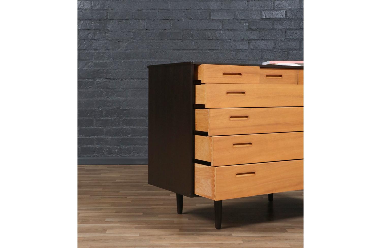 Expertly Restored - Edward J. Wormley Two-Tone Dresser for Dunbar For Sale 2