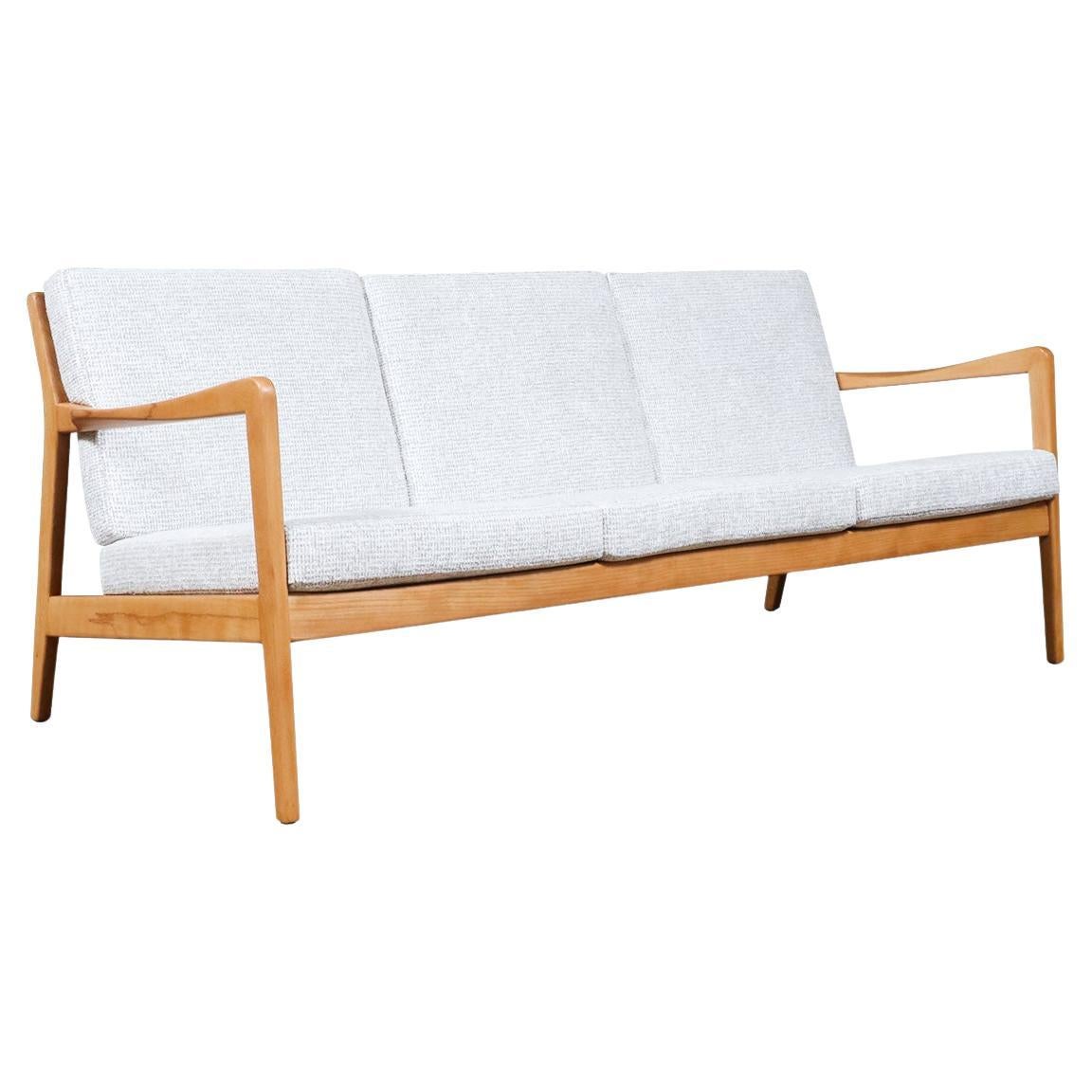 Restaurato con perizia - Divano in legno di faggio Folke Ohlsson modello "Tema 1" per Dux
