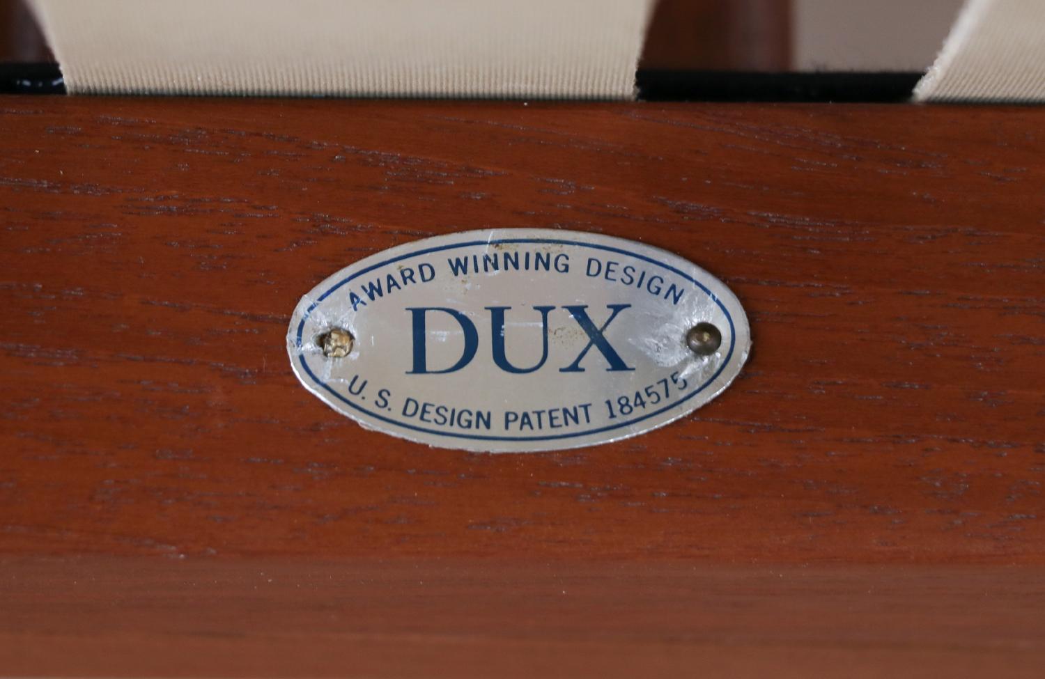 Restauré par des experts - Folke Ohlsson, chaises longues Scissor en teck et tweed pour Dux en vente 6