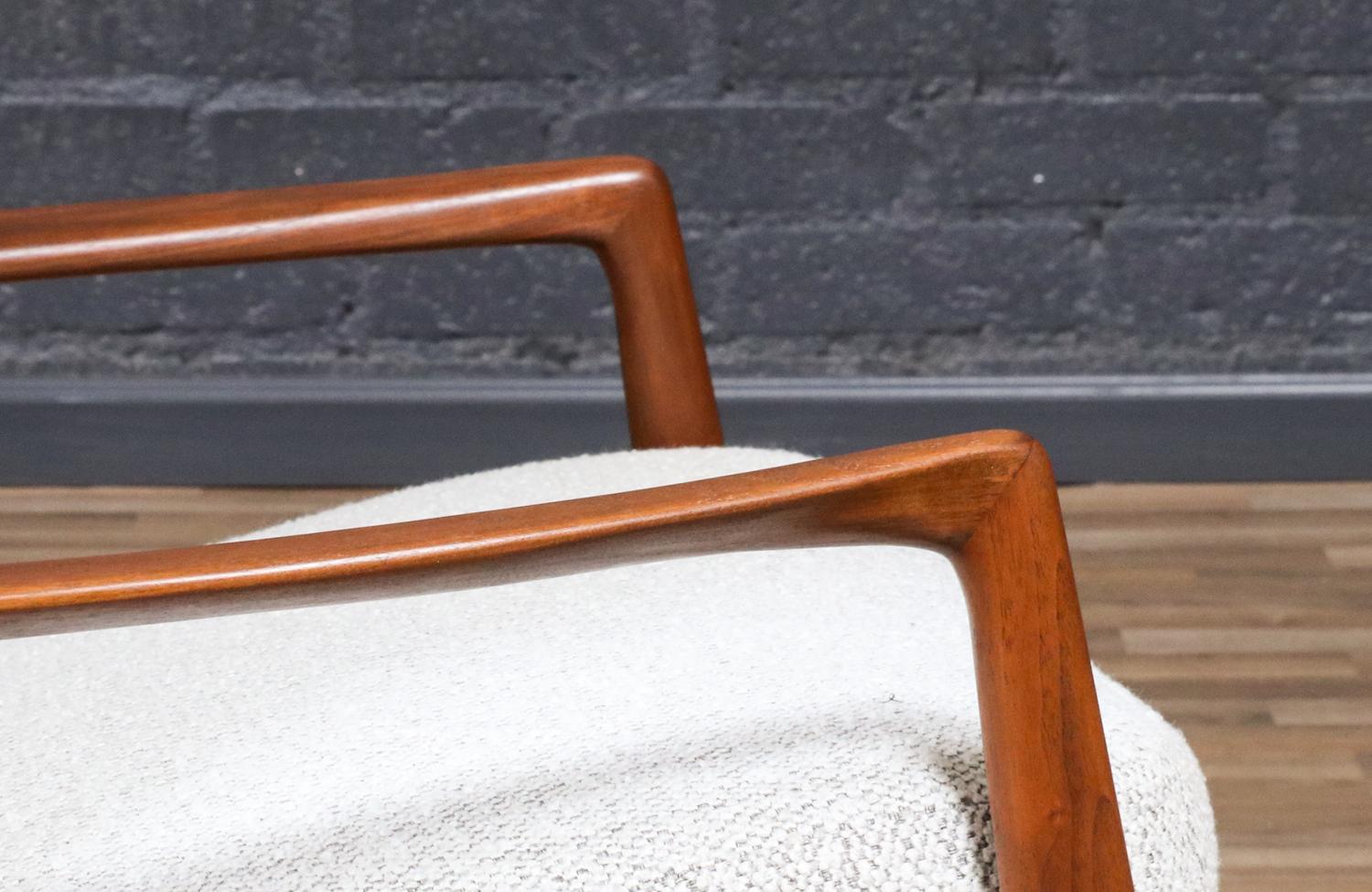 Expertly Restored - Folke Ohlsson Walnut Reclining Chair w/ Ottoman for Dux For Sale 2