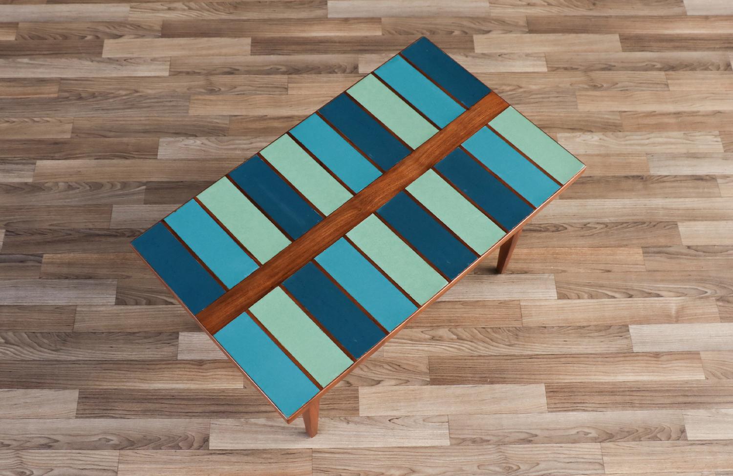 Expertly Restored - Frank Rohloff Multi-Blue Color Top Coffee Table For Sale 4