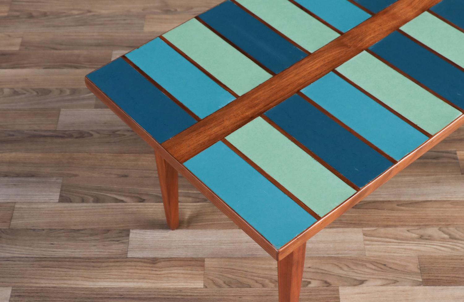 Expertly Restored - Frank Rohloff Multi-Blue Color Top Coffee Table For Sale 1