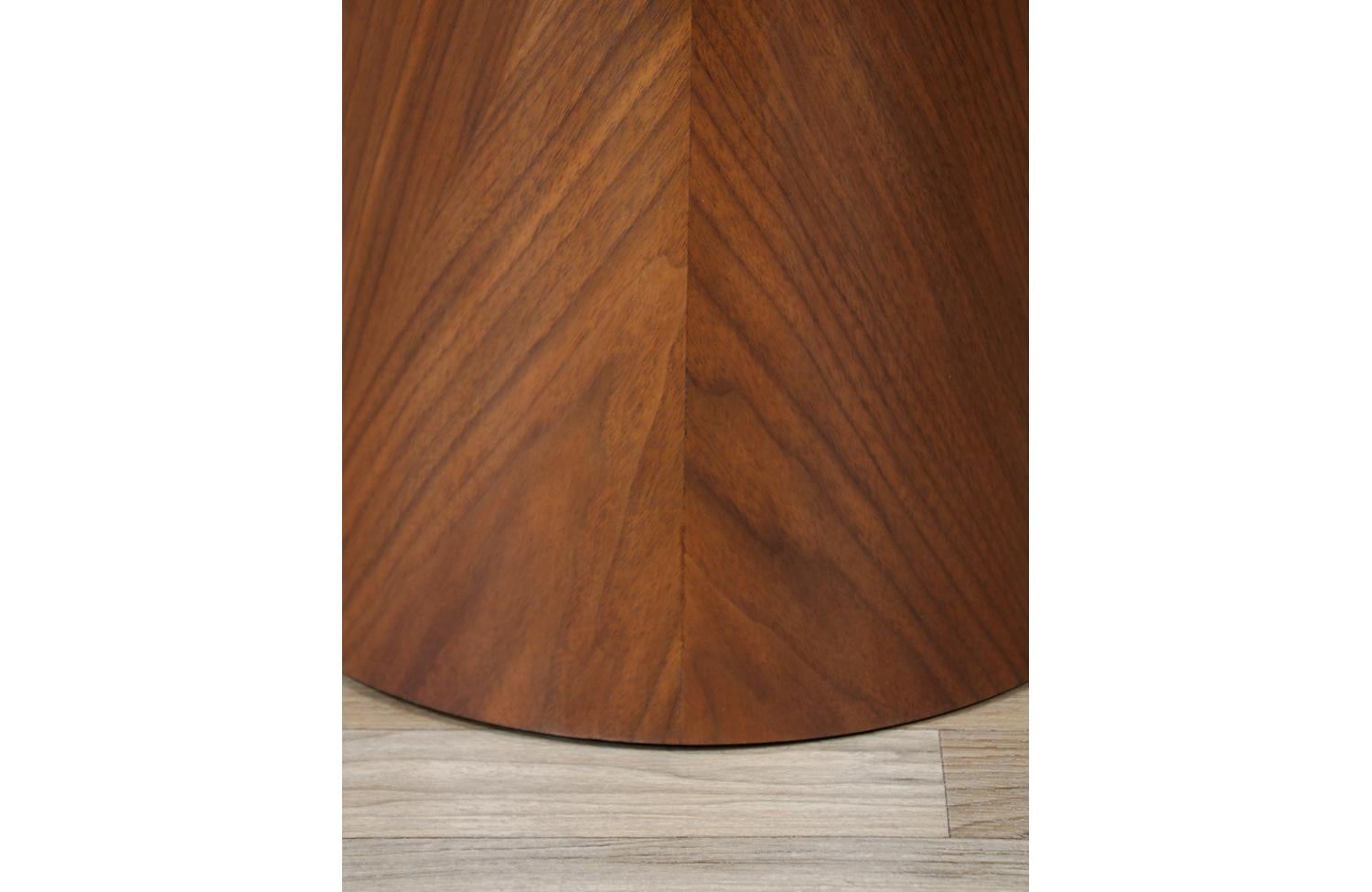 Expertly Restored - Frank Rohloff Tulip Marble & Walnut Side Table For Sale 3