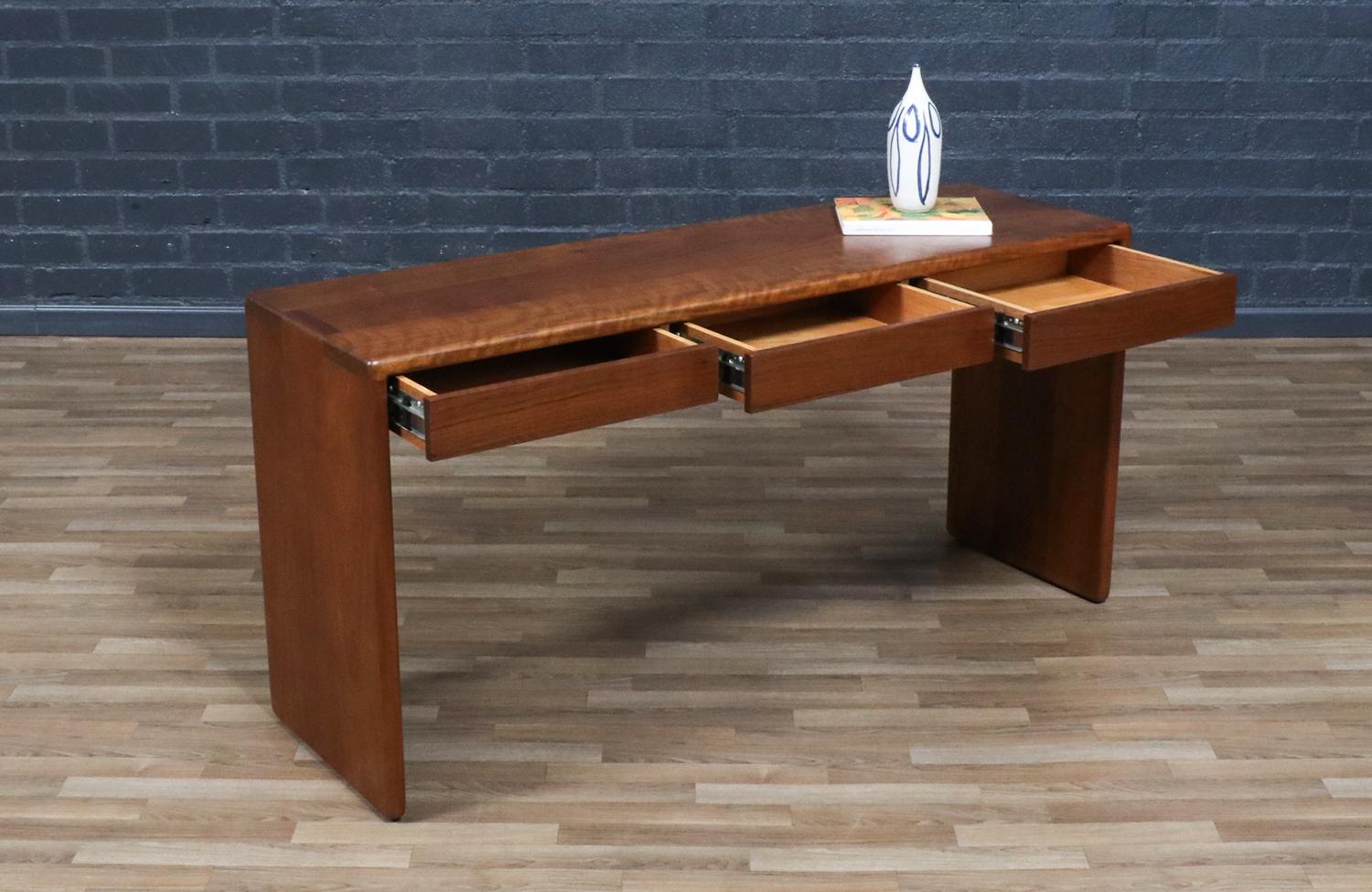 American Expertly Restored - Gerald McCabe Shedua Console Table for Orange Crate Modern For Sale