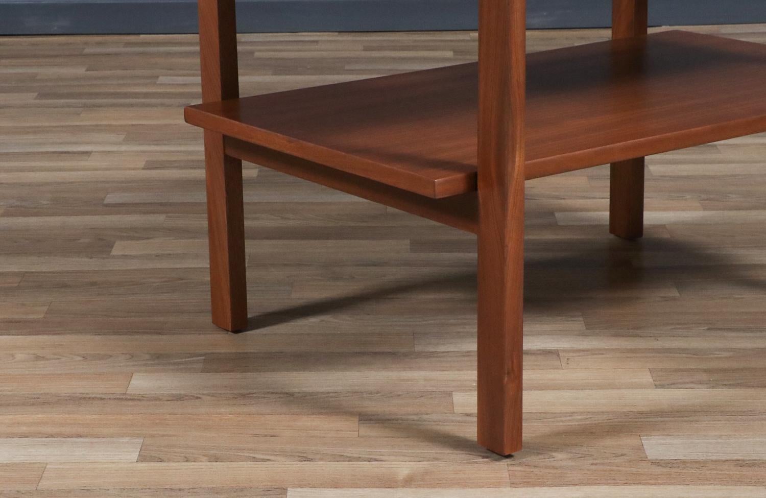 Expertly Restored-Greta M. Grossman Side Table w/ Magazine Shelf for Glenn of CA For Sale 4
