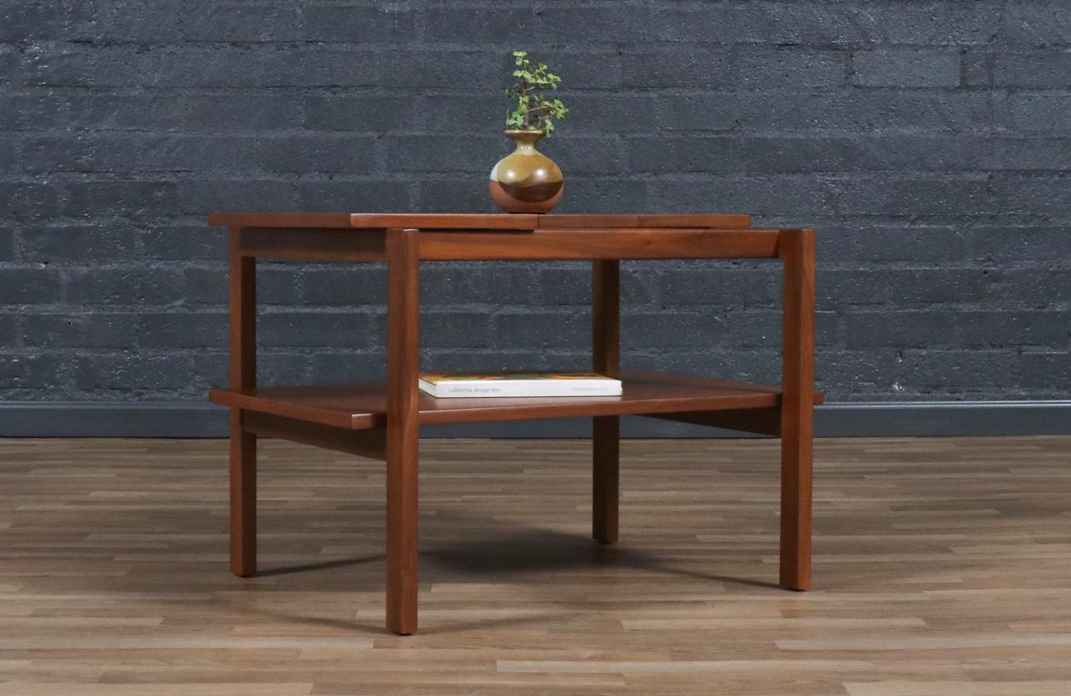 Mid-20th Century Expertly Restored-Greta M. Grossman Side Table w/ Magazine Shelf for Glenn of CA For Sale