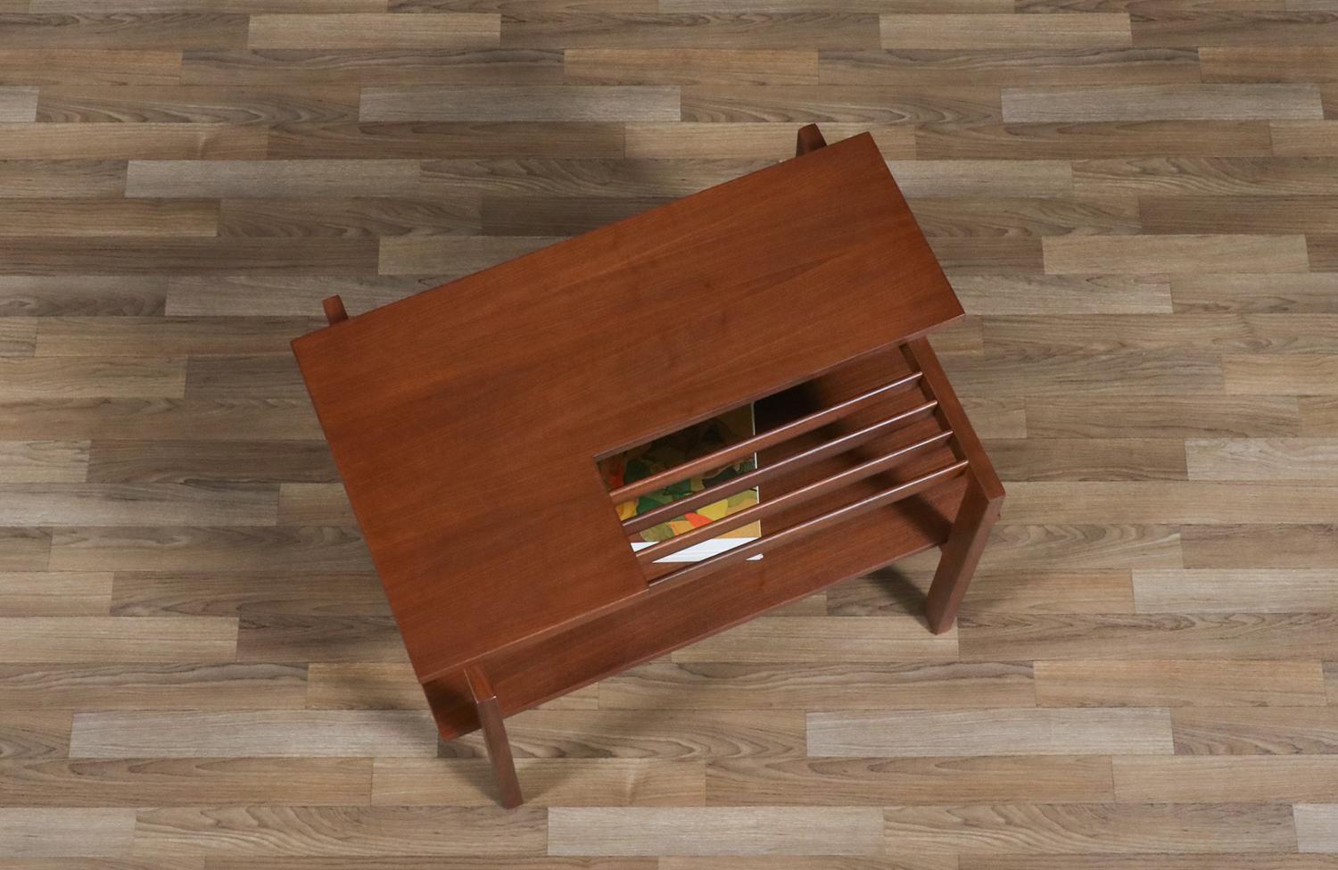 Expertly Restored-Greta M. Grossman Side Table w/ Magazine Shelf for Glenn of CA For Sale 1