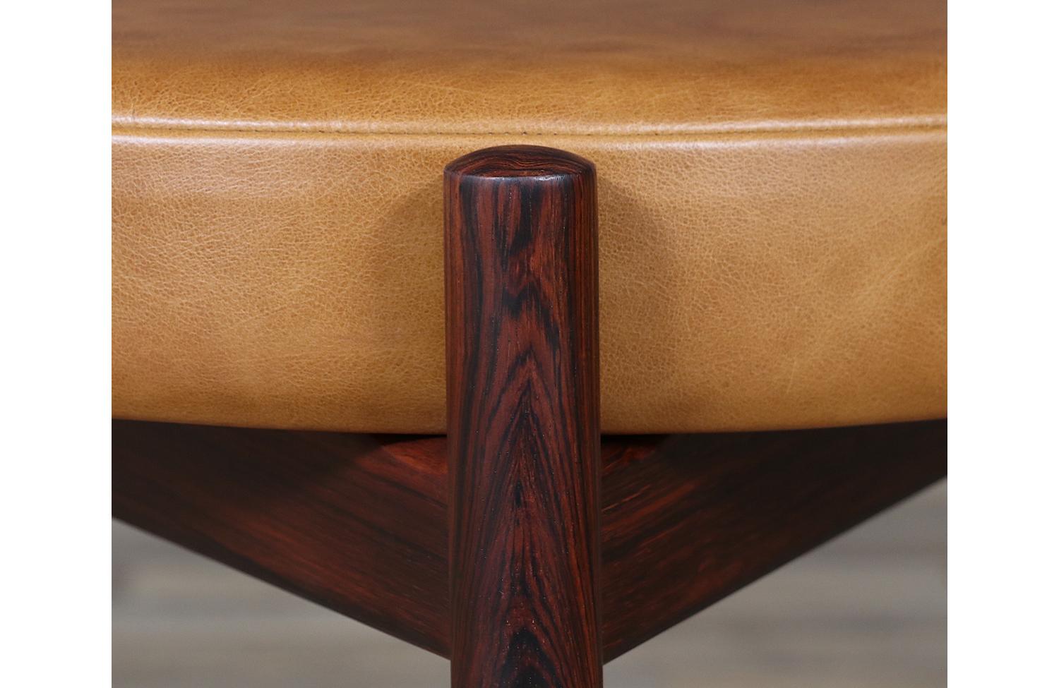 Expertly Restored - Hugo Frandsen Rosewood & Cognac Leather Stools en vente 1
