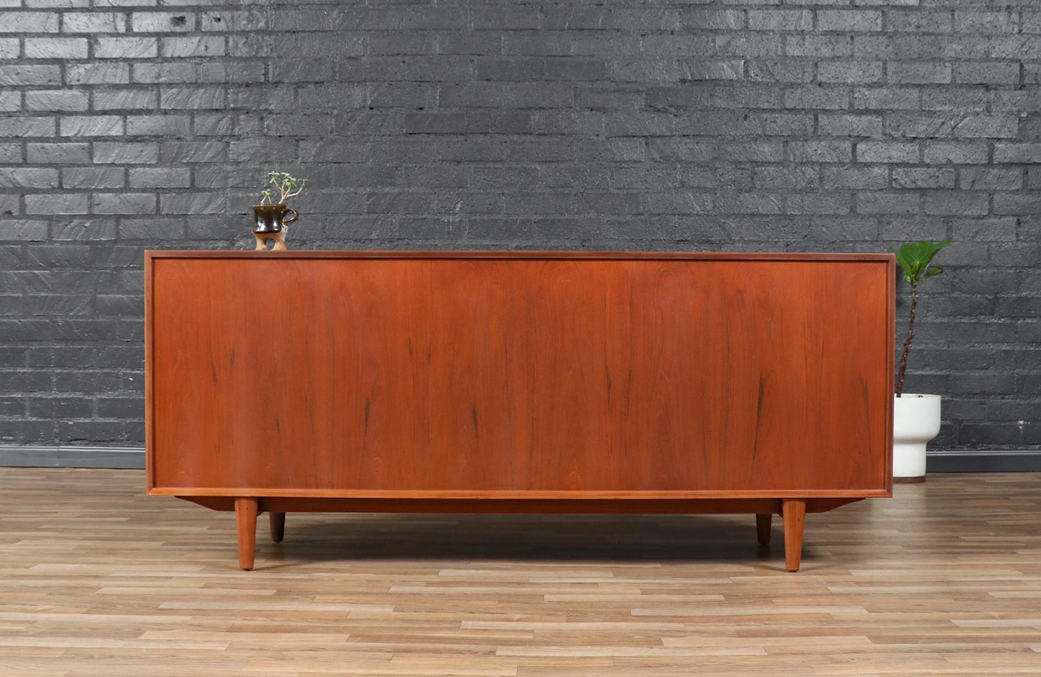 Credenza in teak 