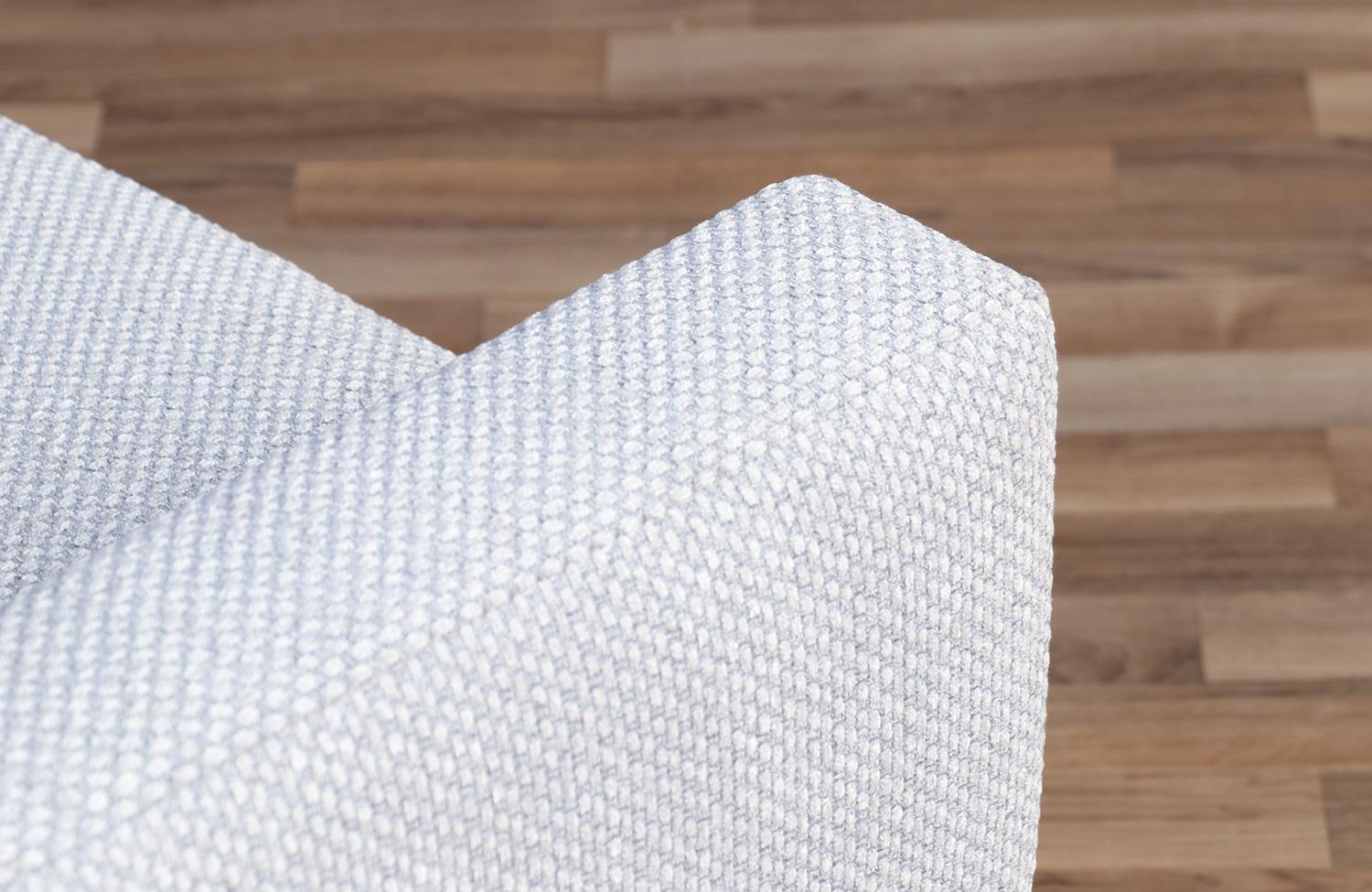 Fabric Expertly Restored - Illum Wikkelsø 