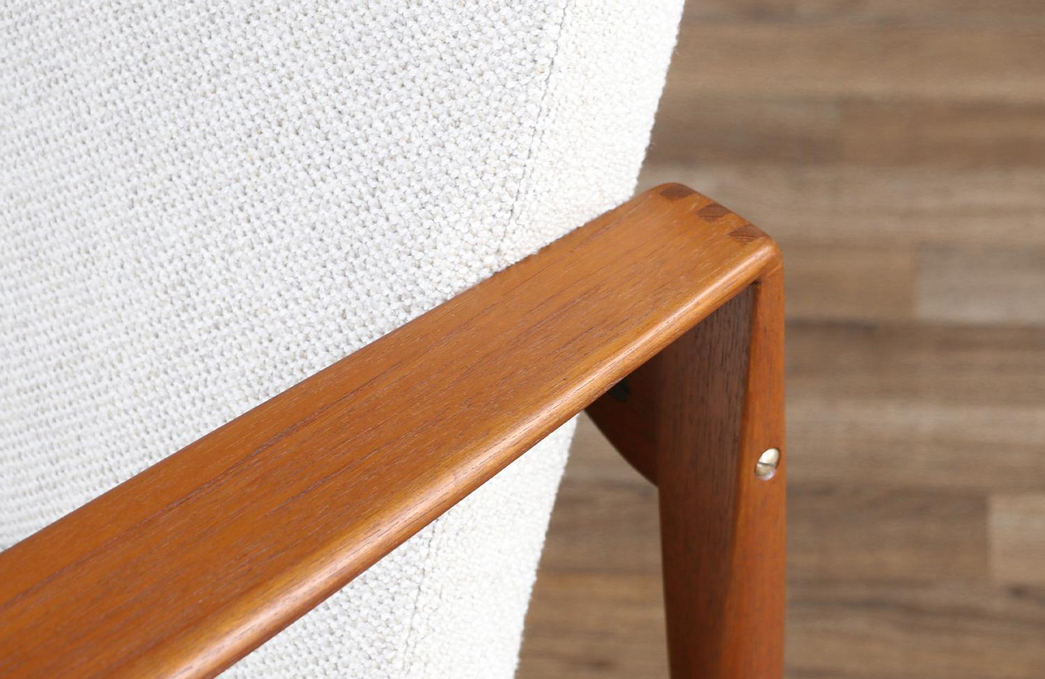 Expertly Restored Illum WIkkelso Model-EK Teak Lounge Chair for Niels Eilersen 2