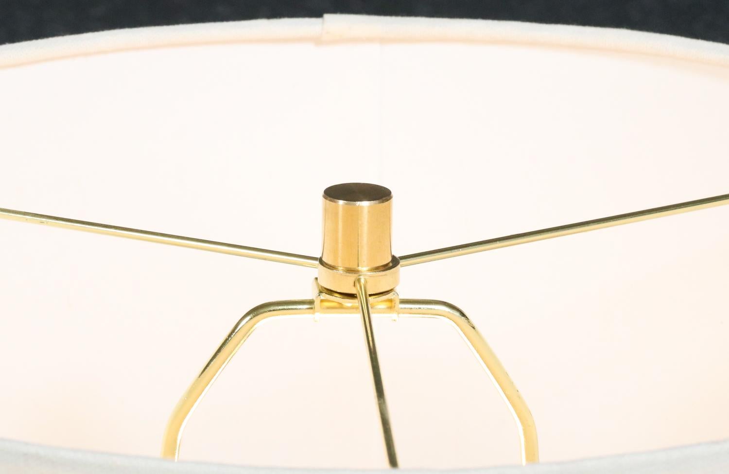 Expertly Restored - Italian Travertine & Walnut Cone Style Table Lamp For Sale 1