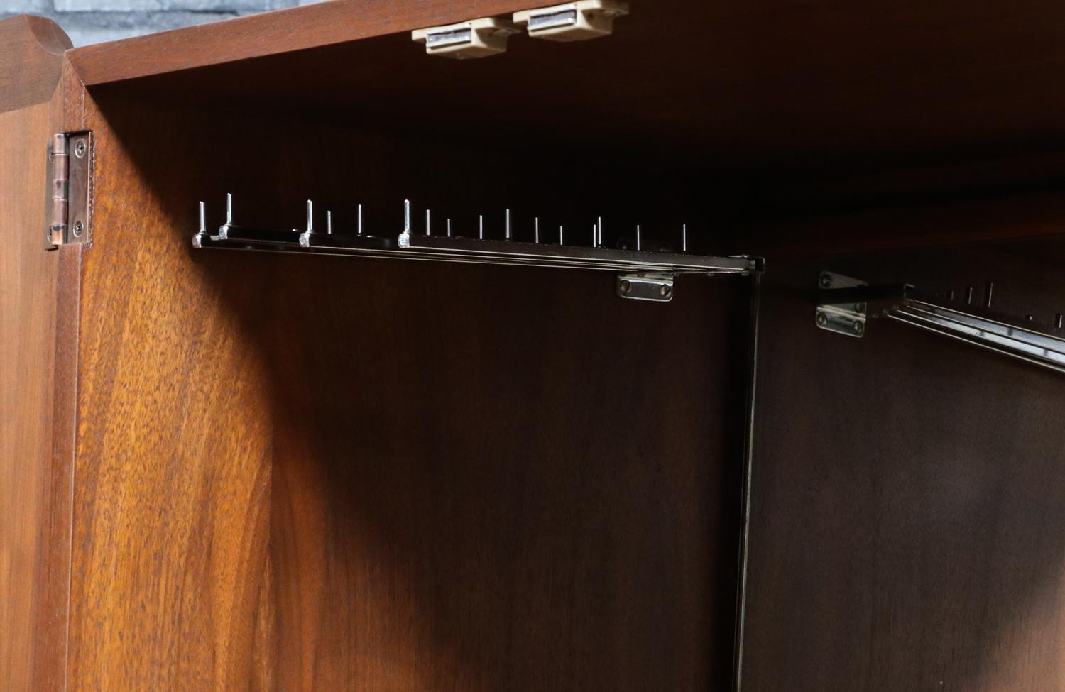 Expertly Restored-Jack Cartwright Gentlemen's Wardrobe Dressing Cabinet w/Mirror For Sale 1