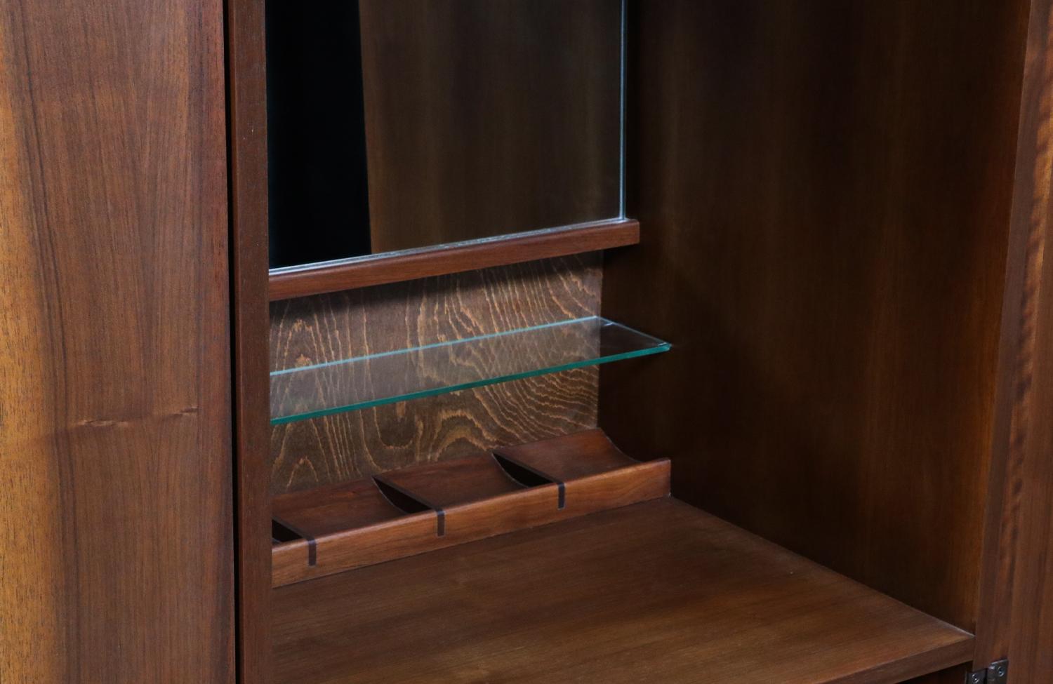 Expertly Restored-Jack Cartwright Gentlemen's Wardrobe Dressing Cabinet w/Mirror For Sale 2