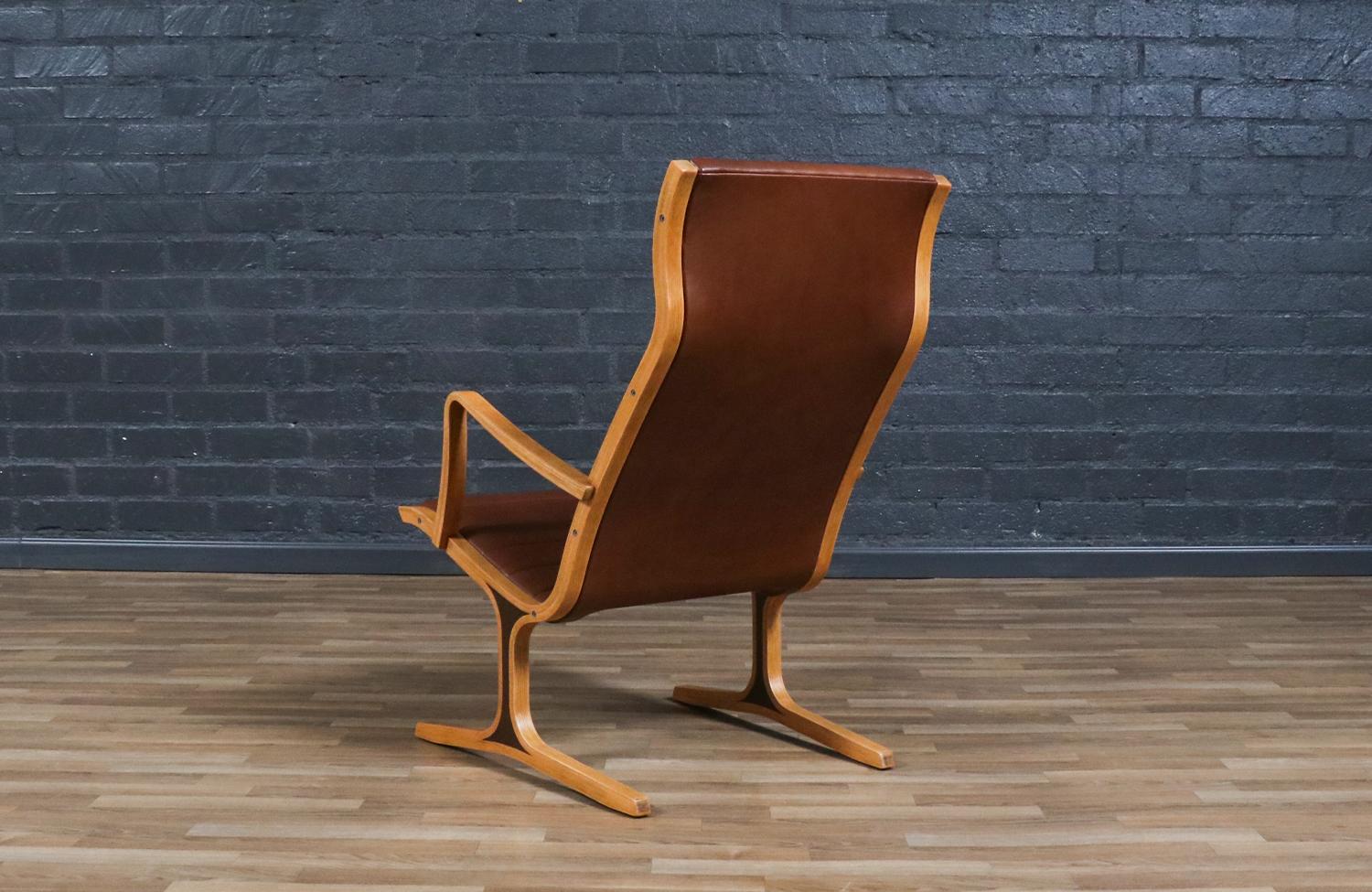 Mid-20th Century Expertly Restored - Japanese Tendo Mokko 
