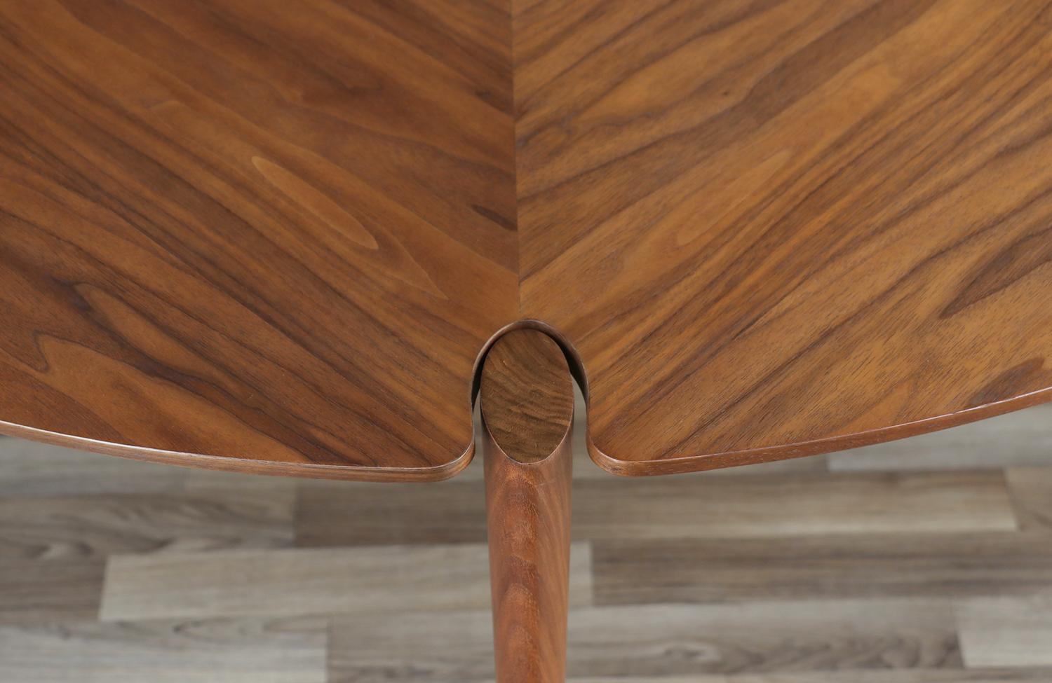 Mid-20th Century Expertly Restored - John Keal Sculpted Walnut Dining Table for Brown Saltman For Sale