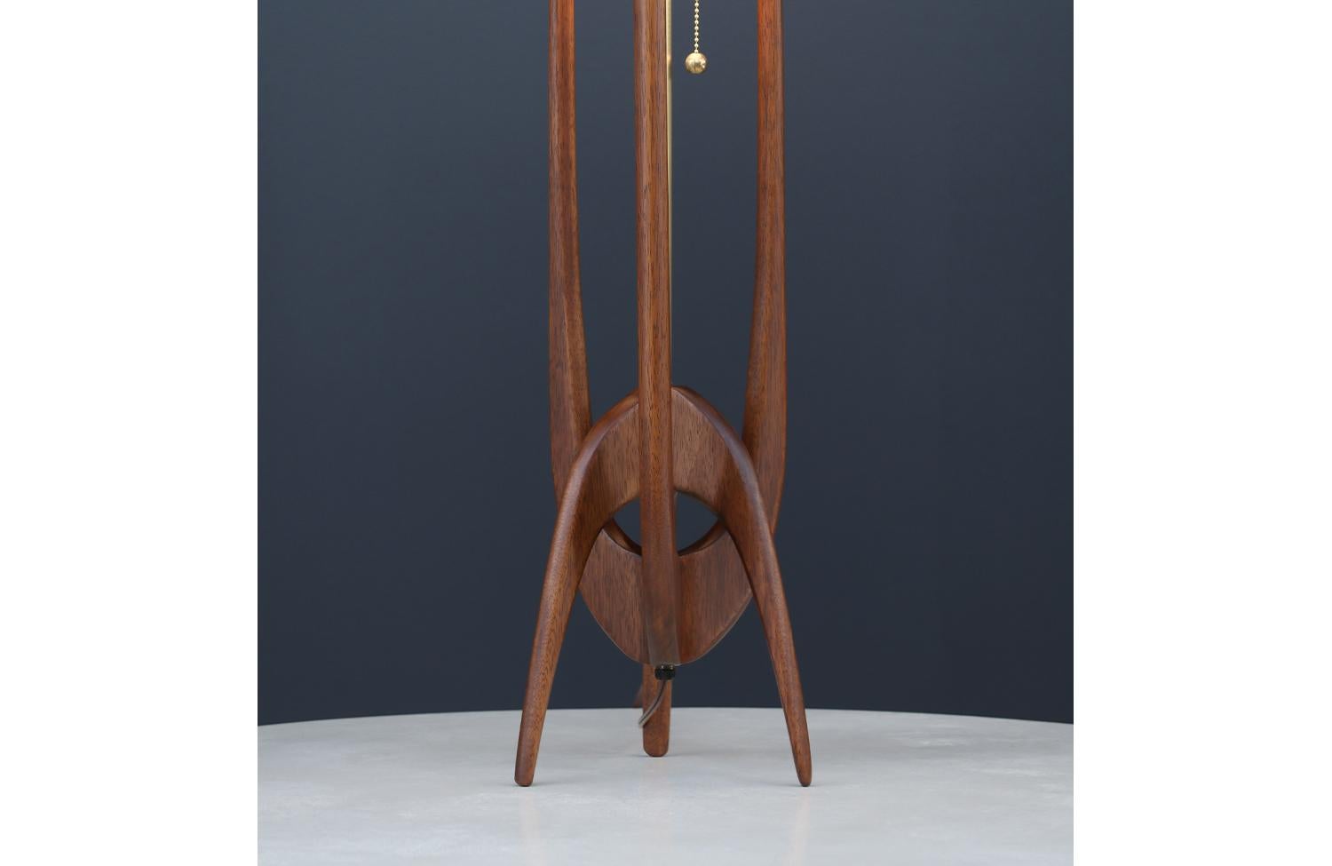 Expertly Restored - John Keal Sculptural Trident Table Lamp for Modeline of CA For Sale 2