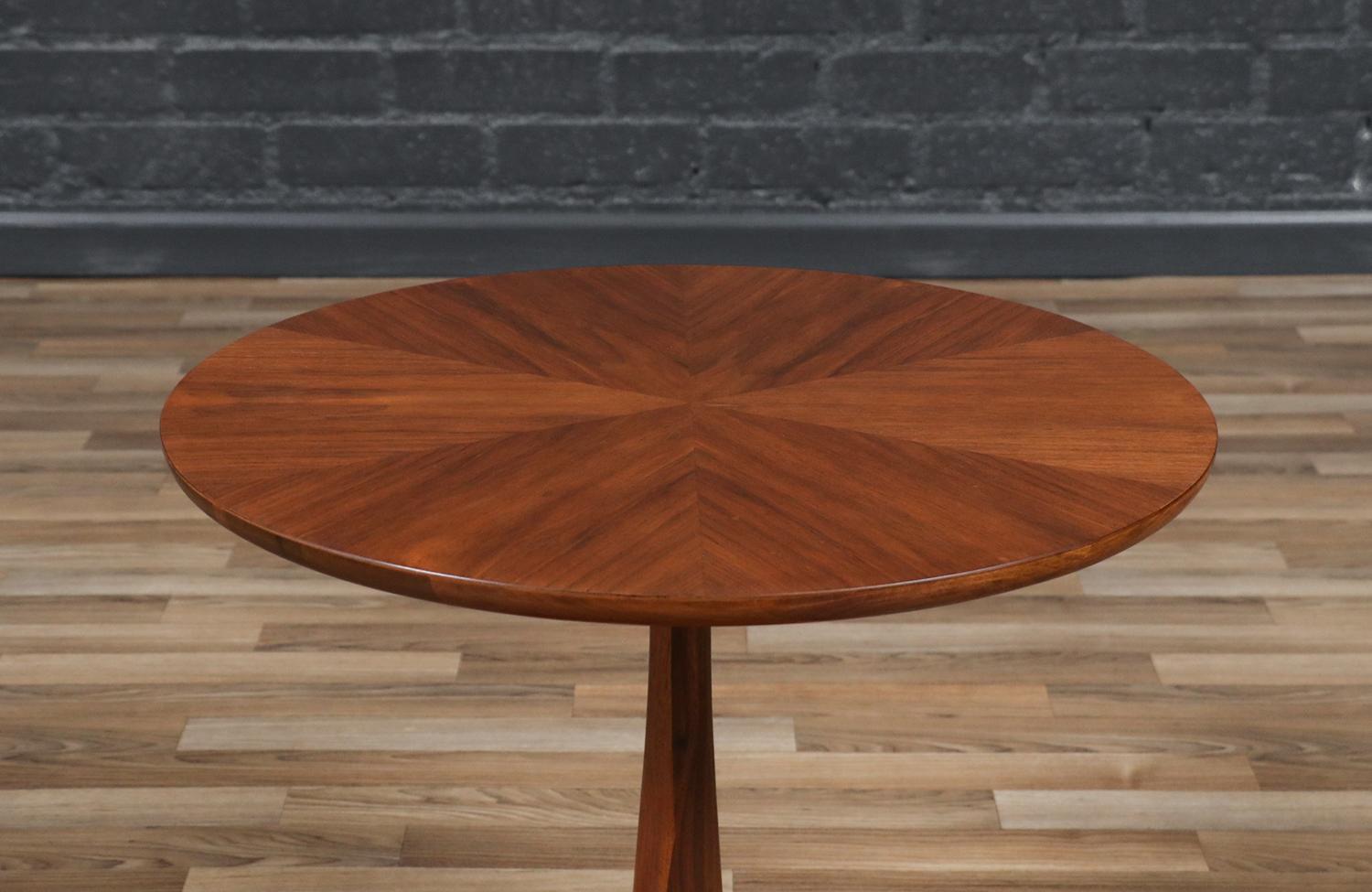 Expertly Restored- Kipp Stewart & Stewart MacDougall Tulip Side Table for Drexel In Excellent Condition For Sale In Los Angeles, CA