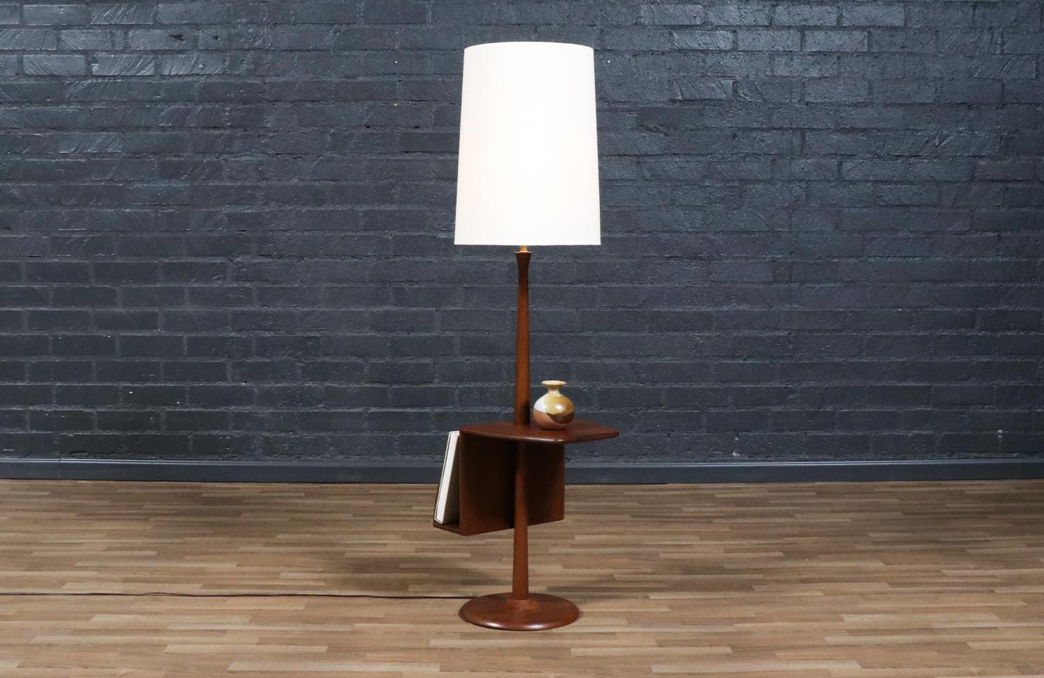 American Expertly Restored - Laurel Walnut Floor Lamp w/ Magazine Holder & Tray Table For Sale