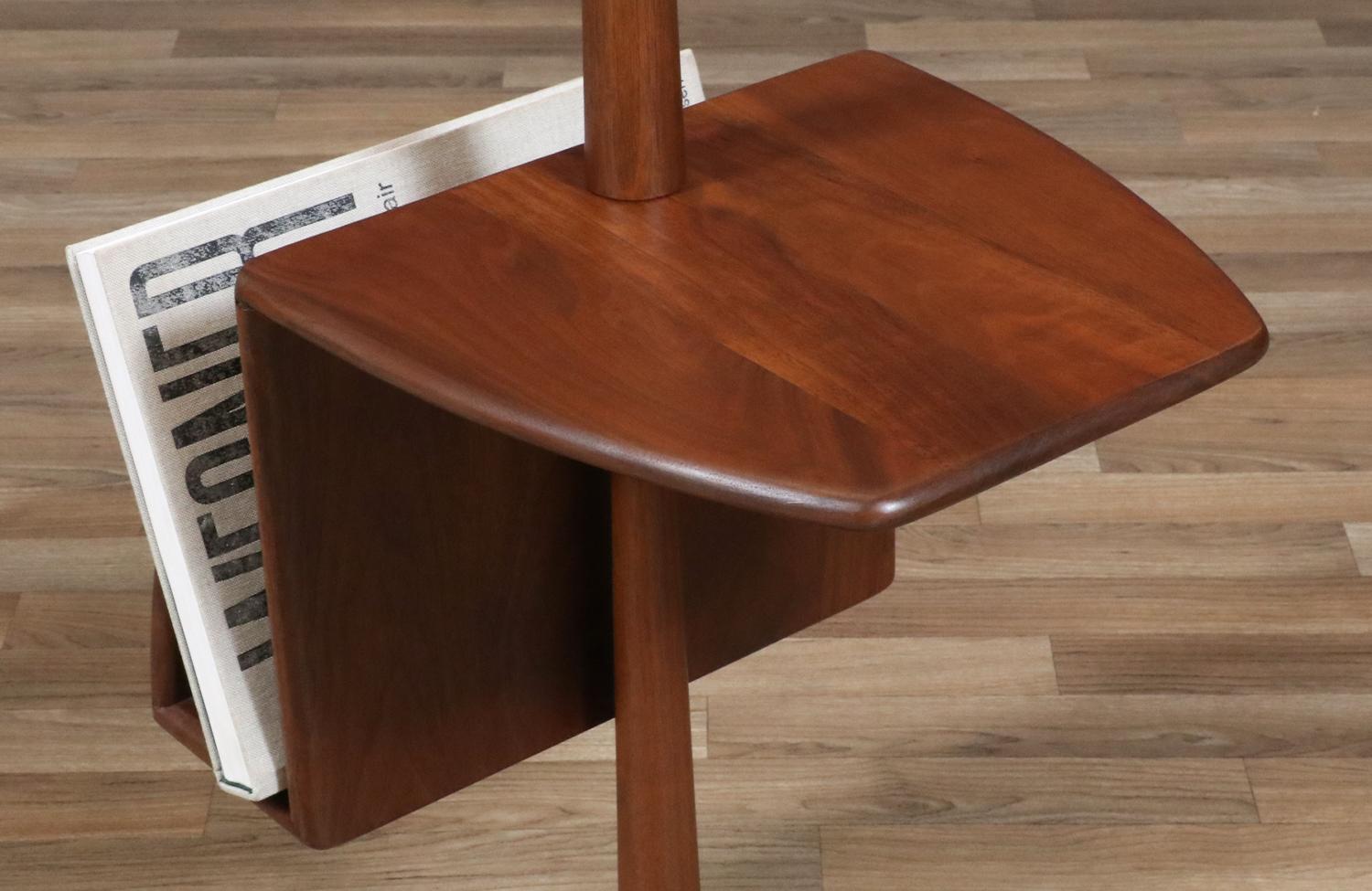 Expertly Restored - Laurel Walnut Floor Lamp w/ Magazine Holder & Tray Table For Sale 1