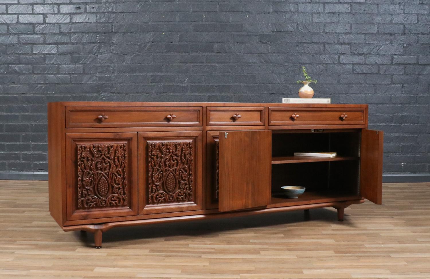 American Expertly Restored - Maurice Bailey Credenza w/ Redwood for Monteverdi-Young For Sale