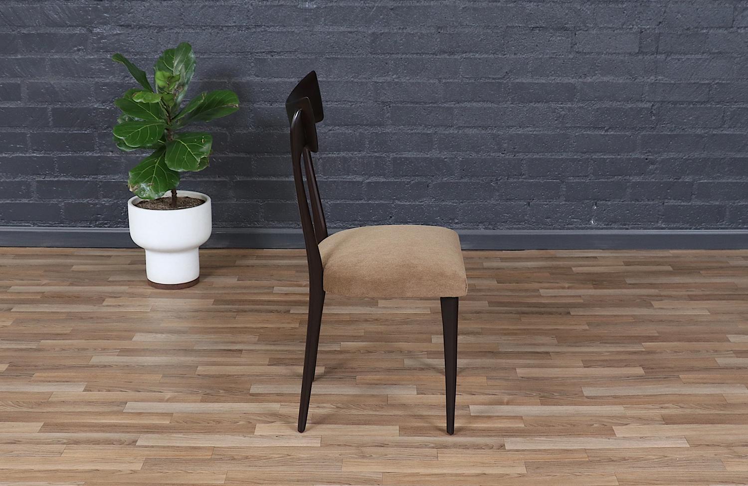 Mid-Century Modern Chaise de bureau du milieu du siècle restaurée par Ariberto Colombo pour Ico Parisi en vente