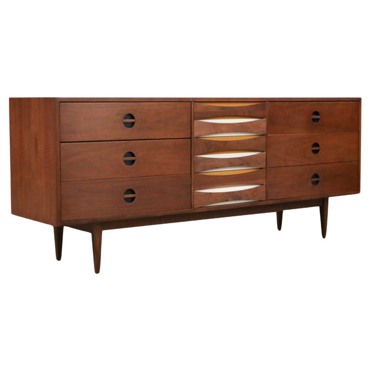 Expertly Restored - Mid-Century Modern Dresser w/ Lacquered Bowtie Drawers For Sale